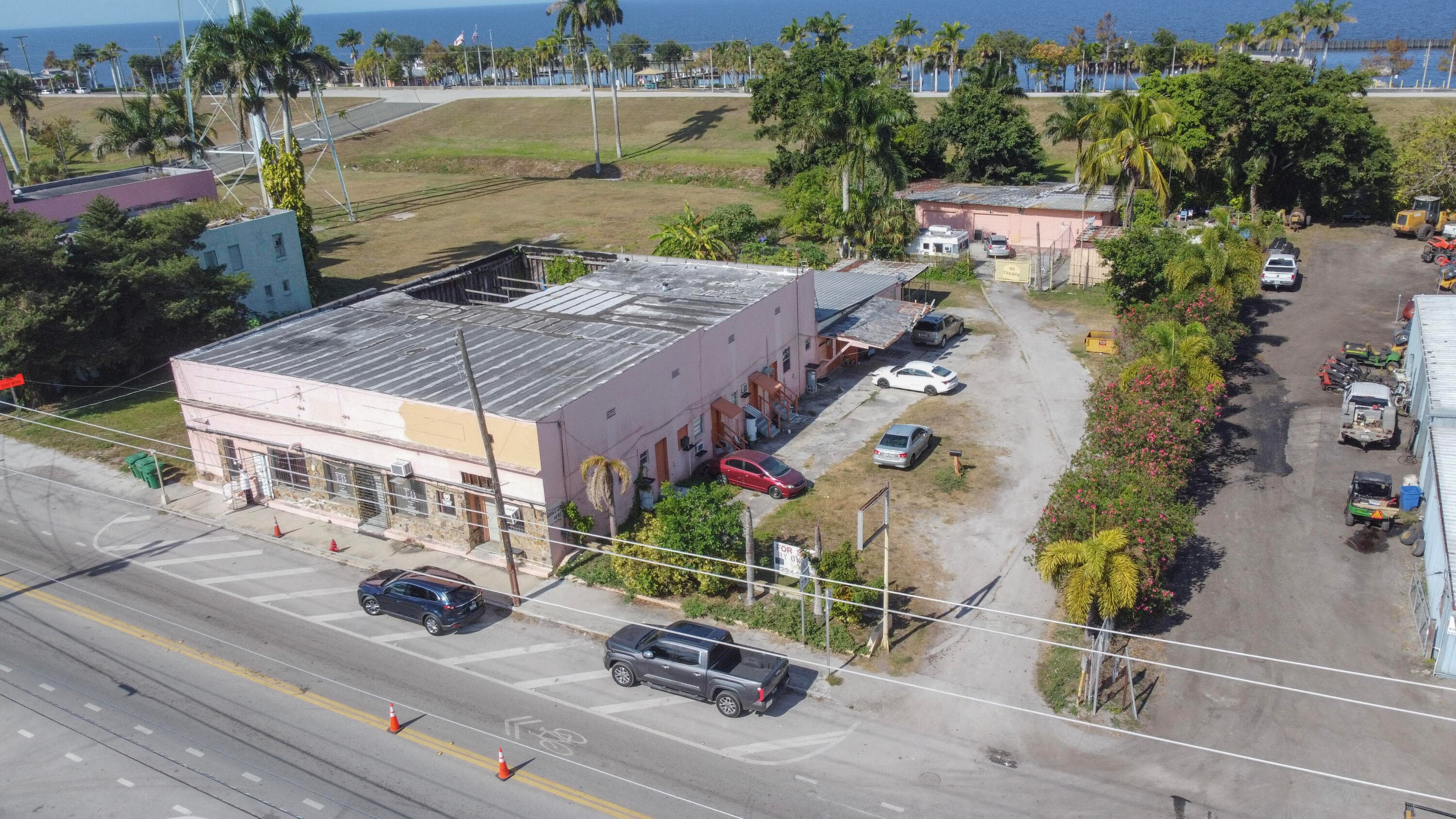 185 E Main Street, Pahokee, FL 33476 2