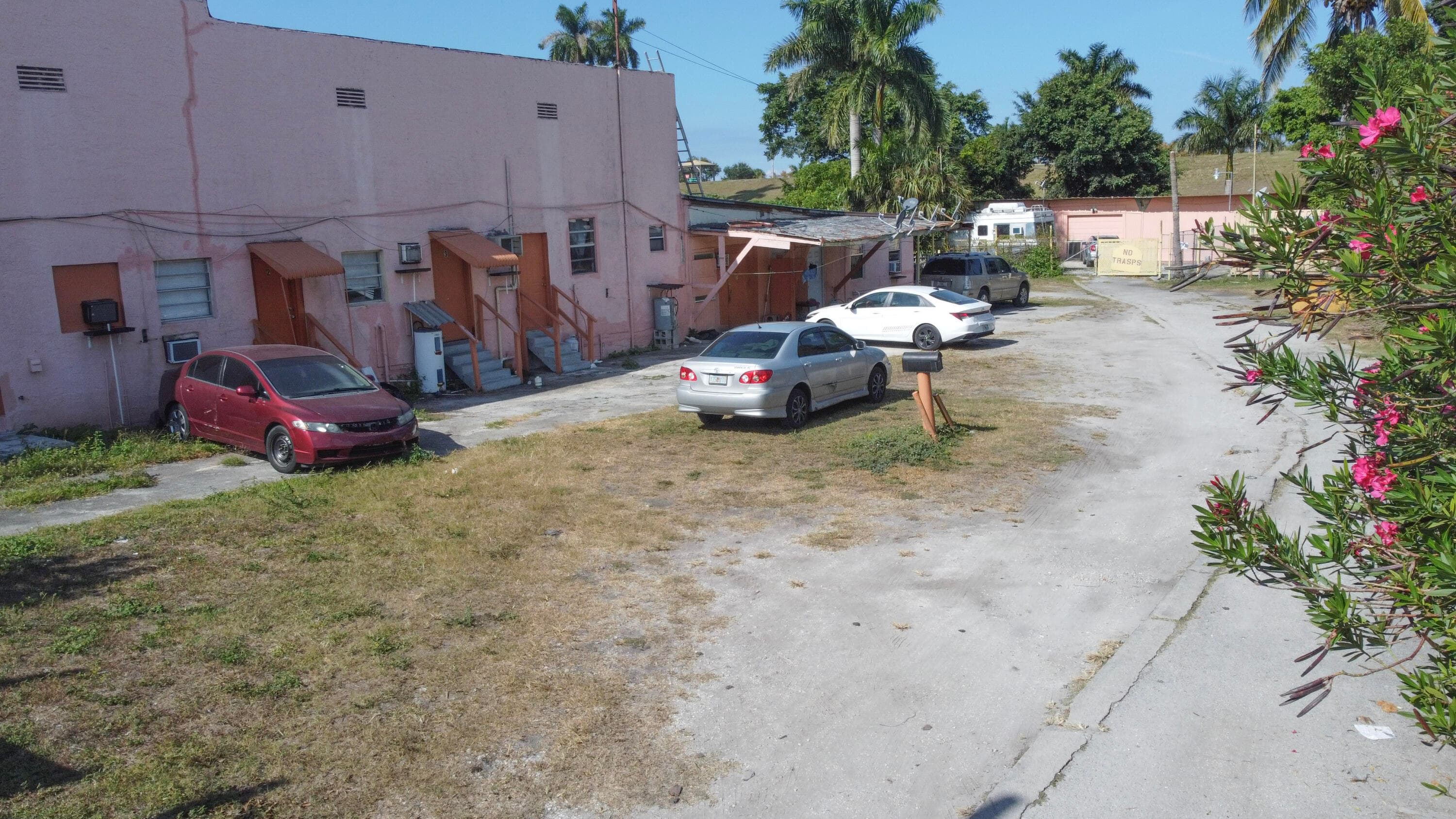 185 E Main Street, Pahokee, FL 33476 27
