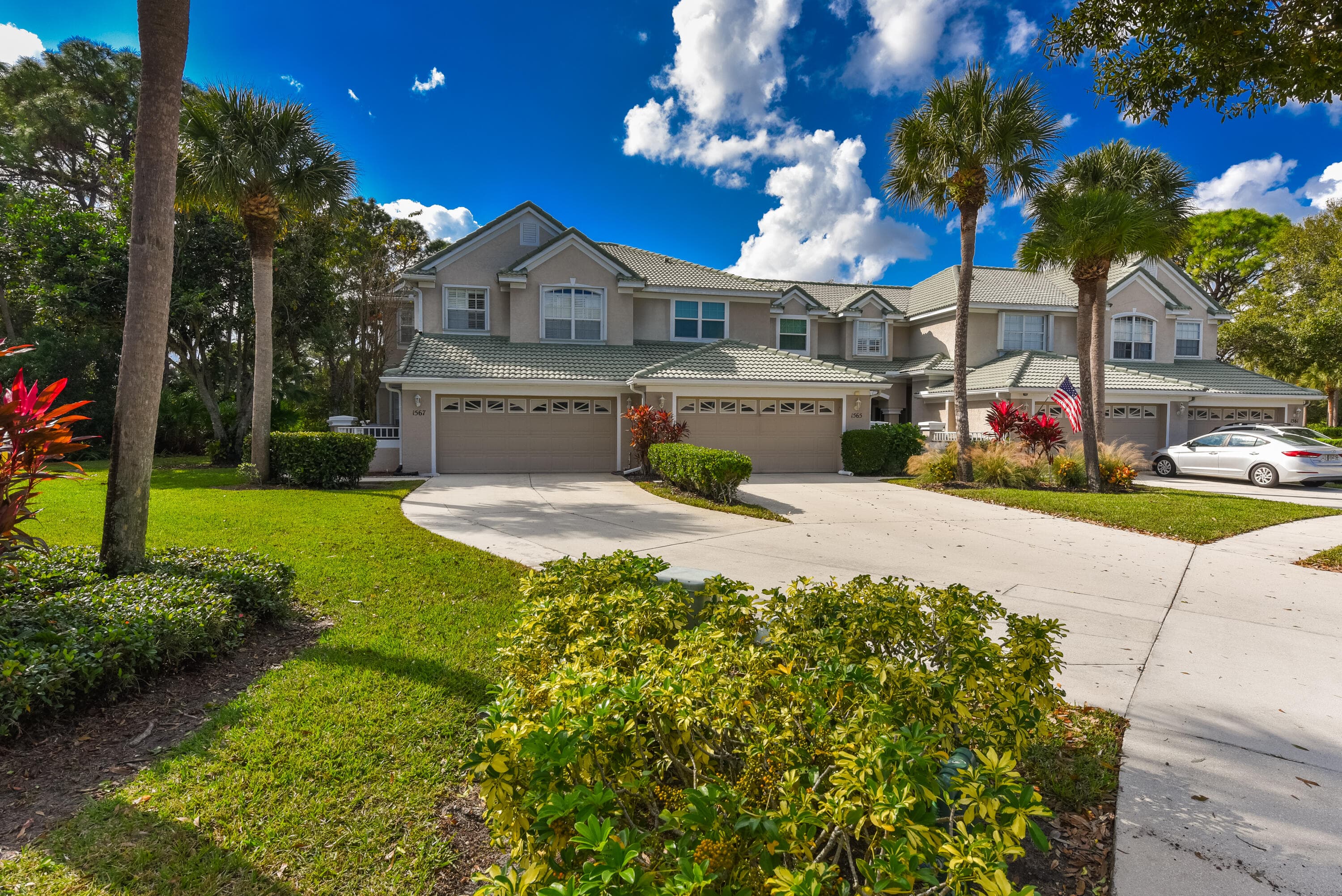 1567 SW Harbour Isles Circle, Port St. Lucie, FL 34986