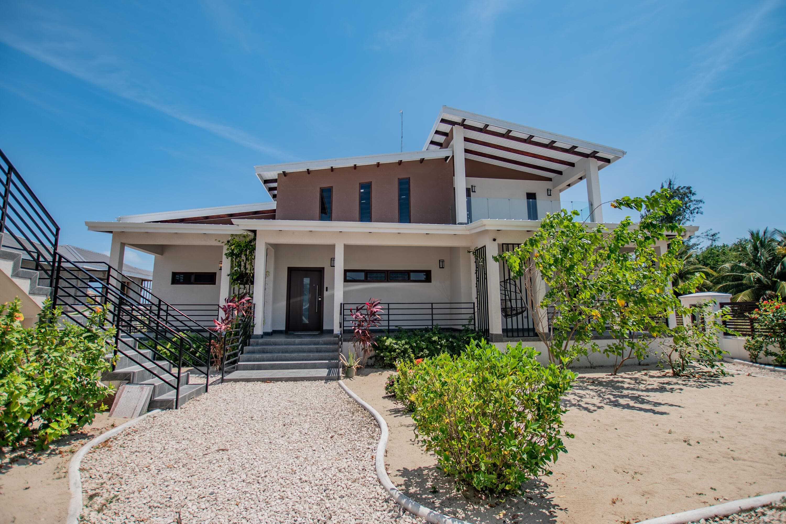 238 Placencia Road 22