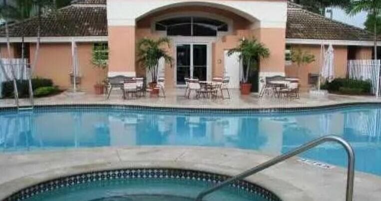6936 SW 39 Street 304d, Davie, FL 33314 21