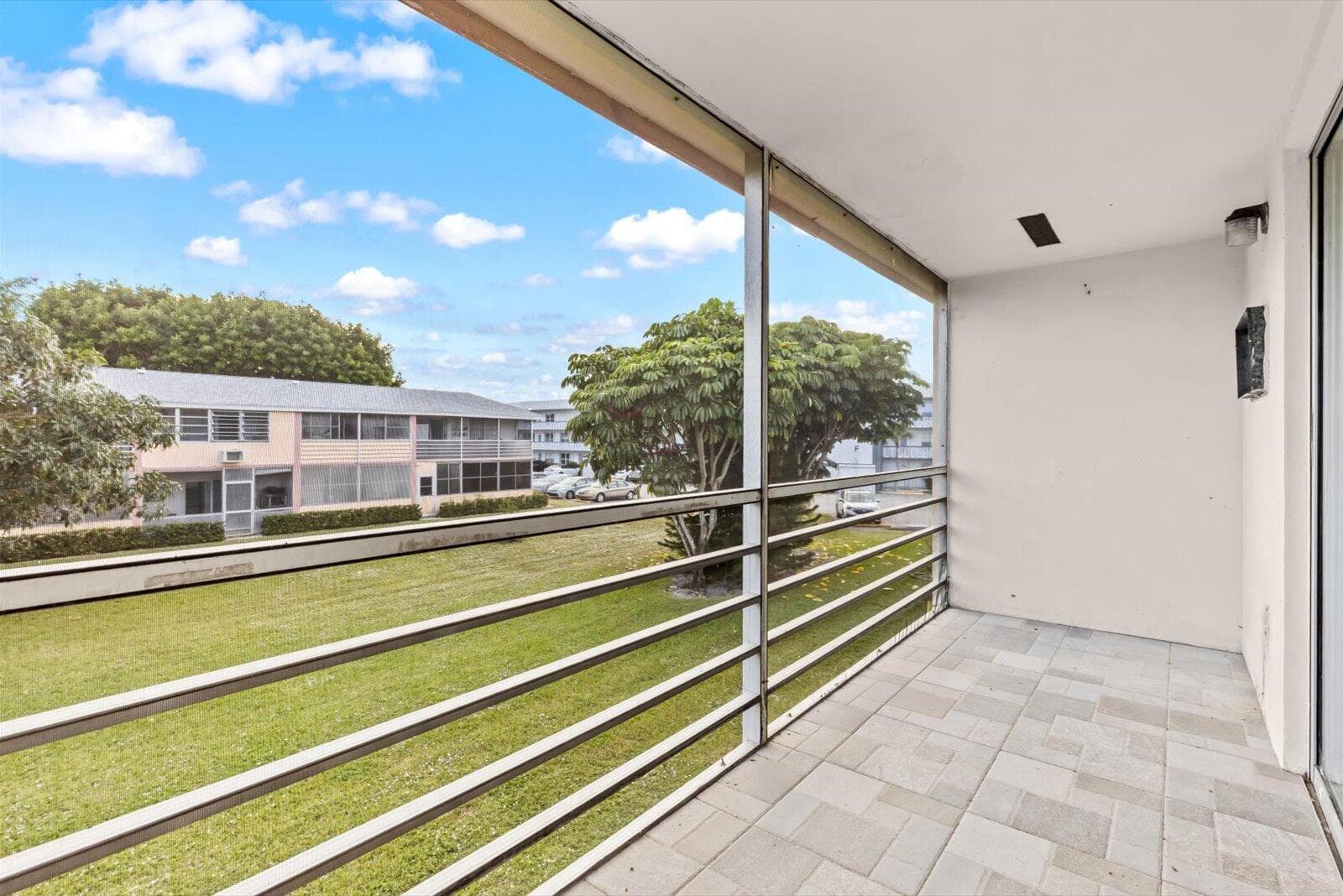 17 Andover A, West Palm Beach, FL 33417 13