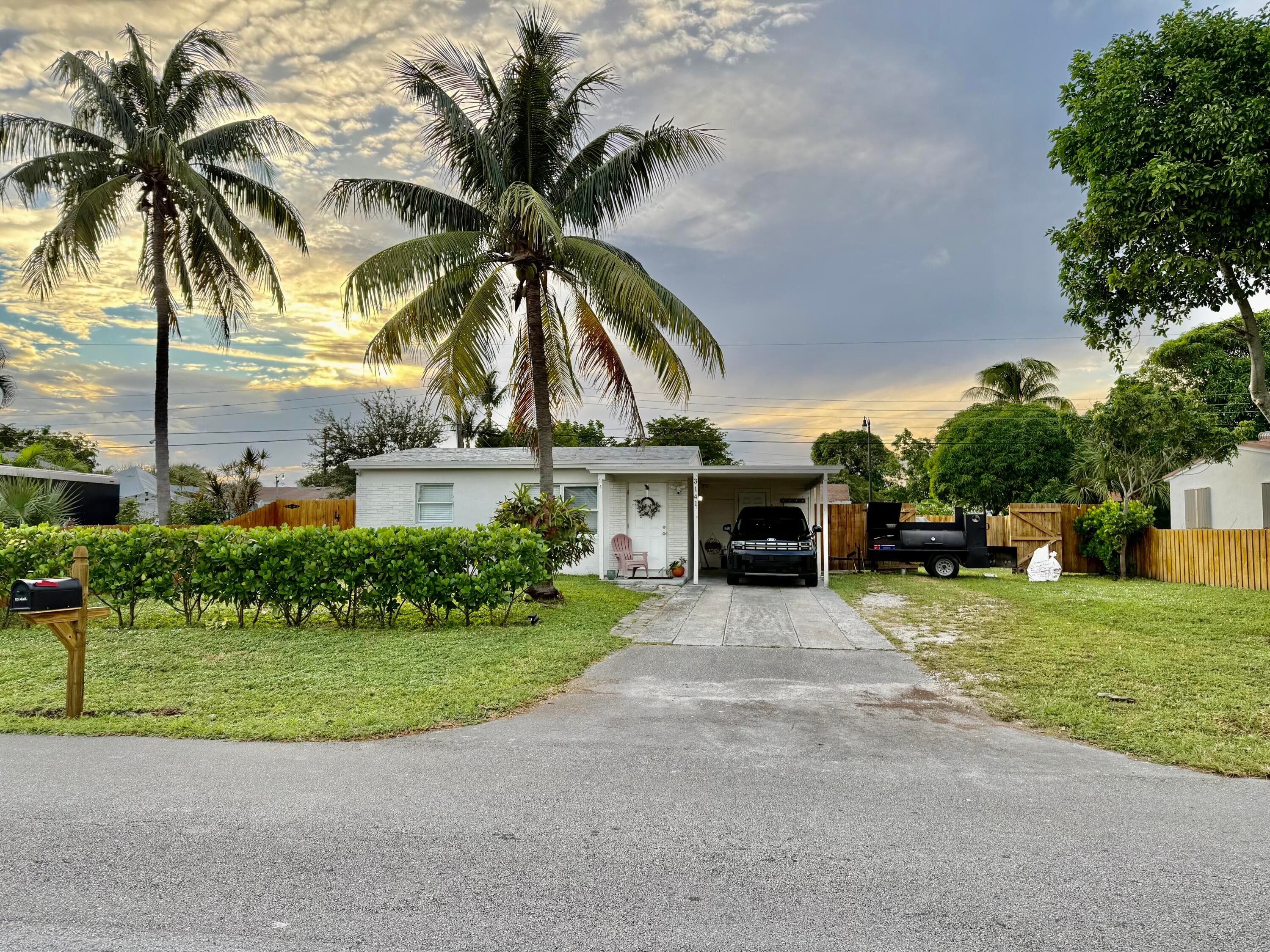 3141 NE 12th Avenue, Pompano Beach, FL 33064