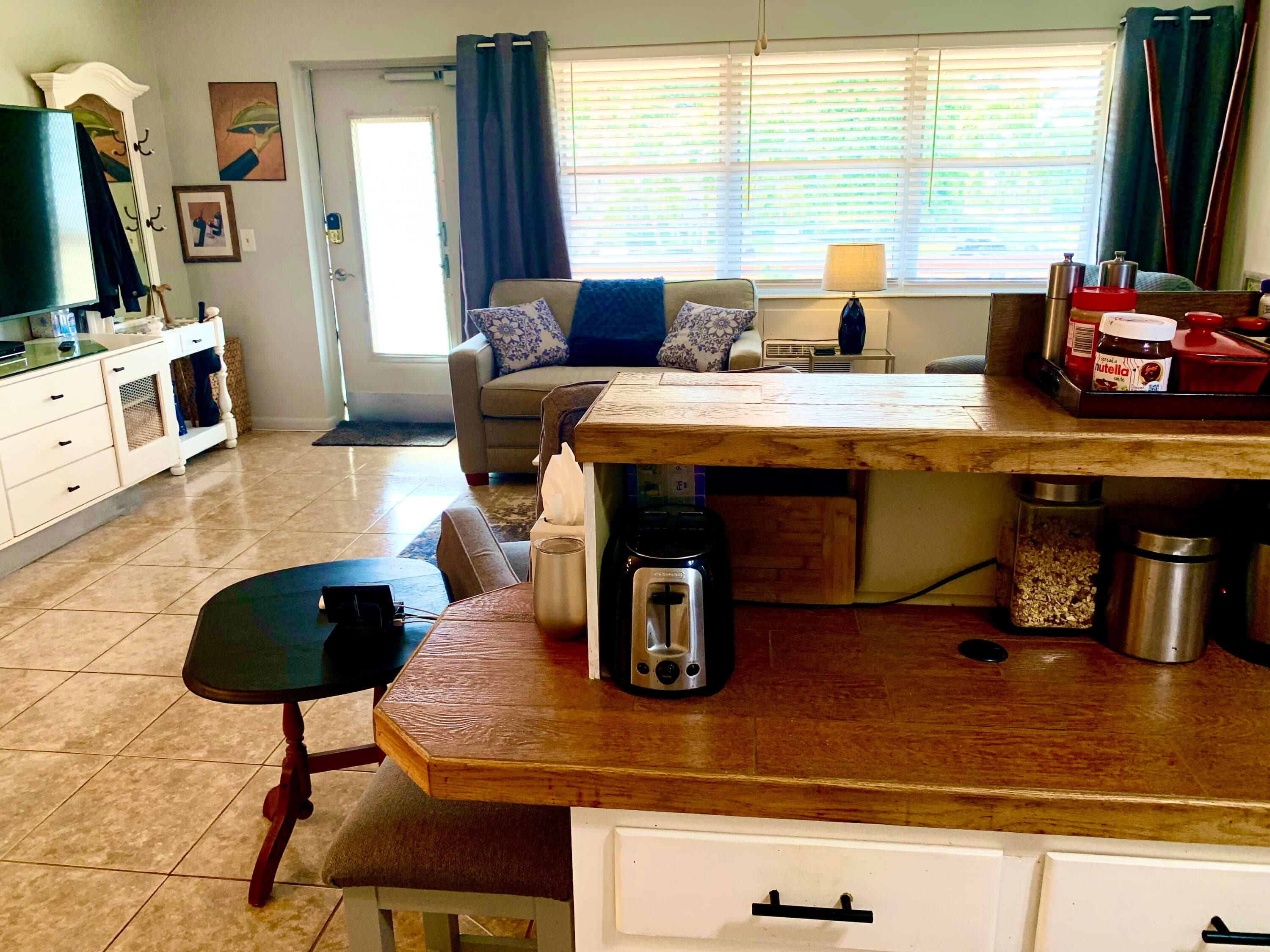 116 Canterbury E, West Palm Beach, FL 33417 11