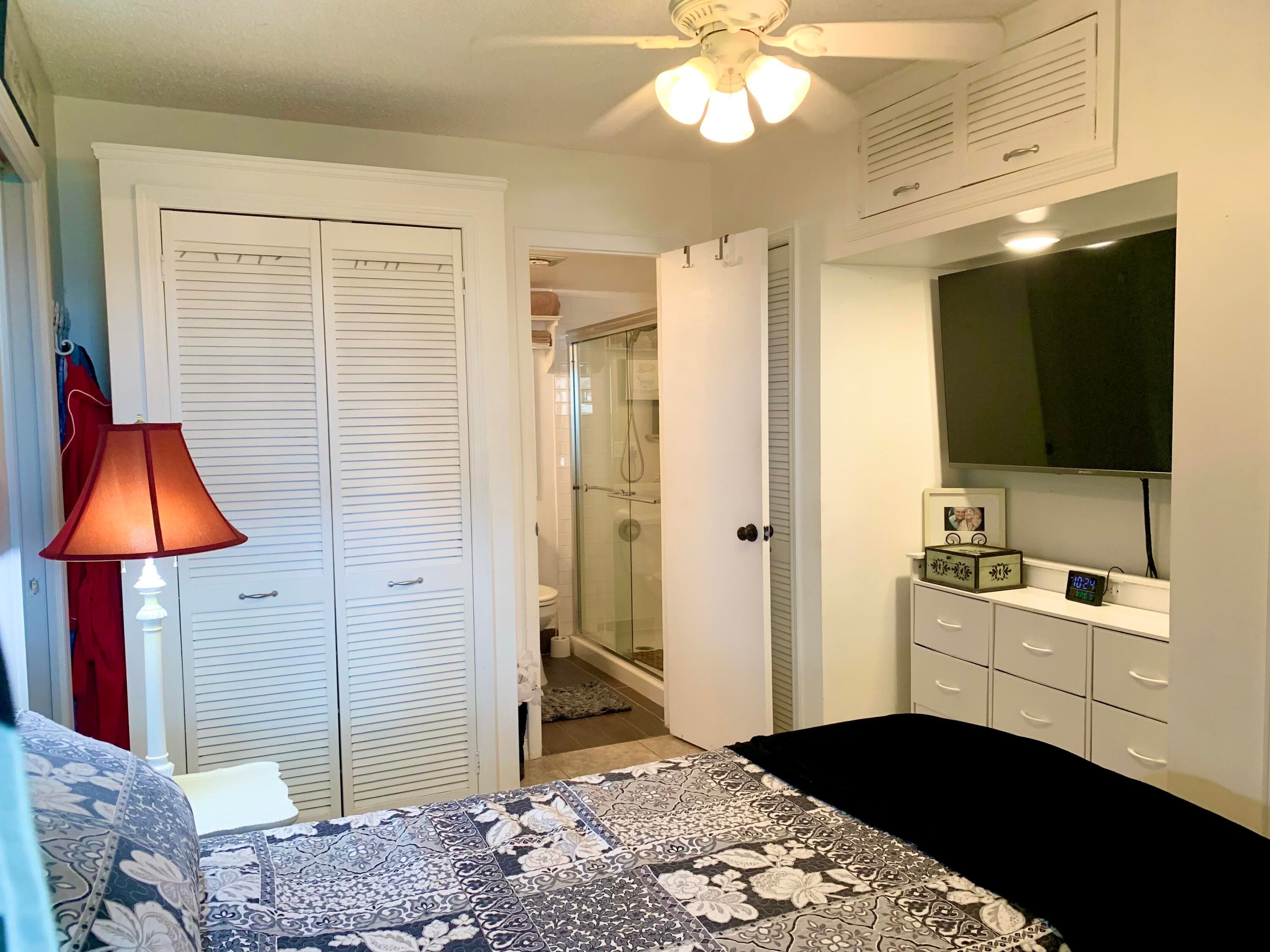 116 Canterbury E, West Palm Beach, FL 33417 37