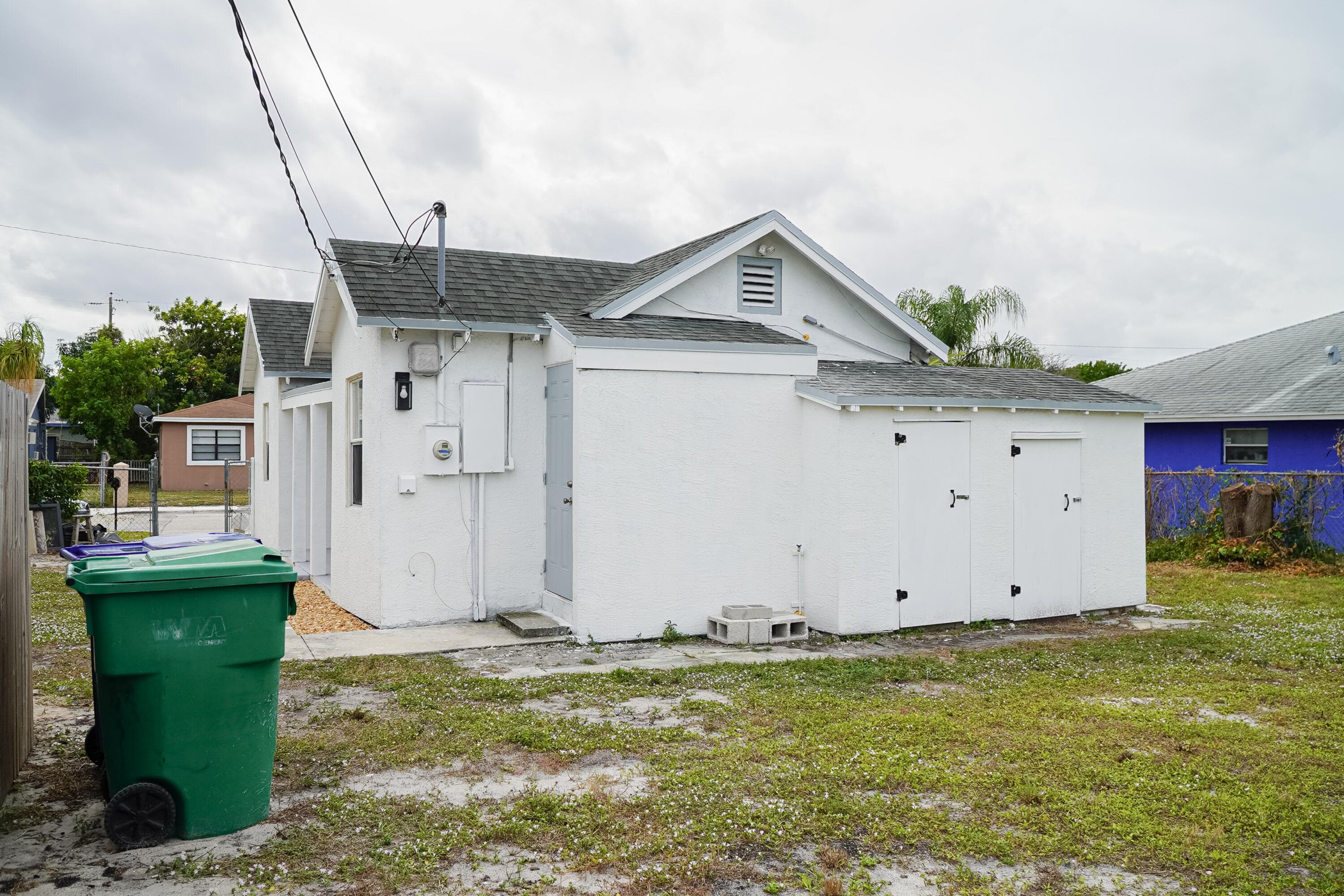 908 W 5th Street, Riviera Beach, FL 33404 16
