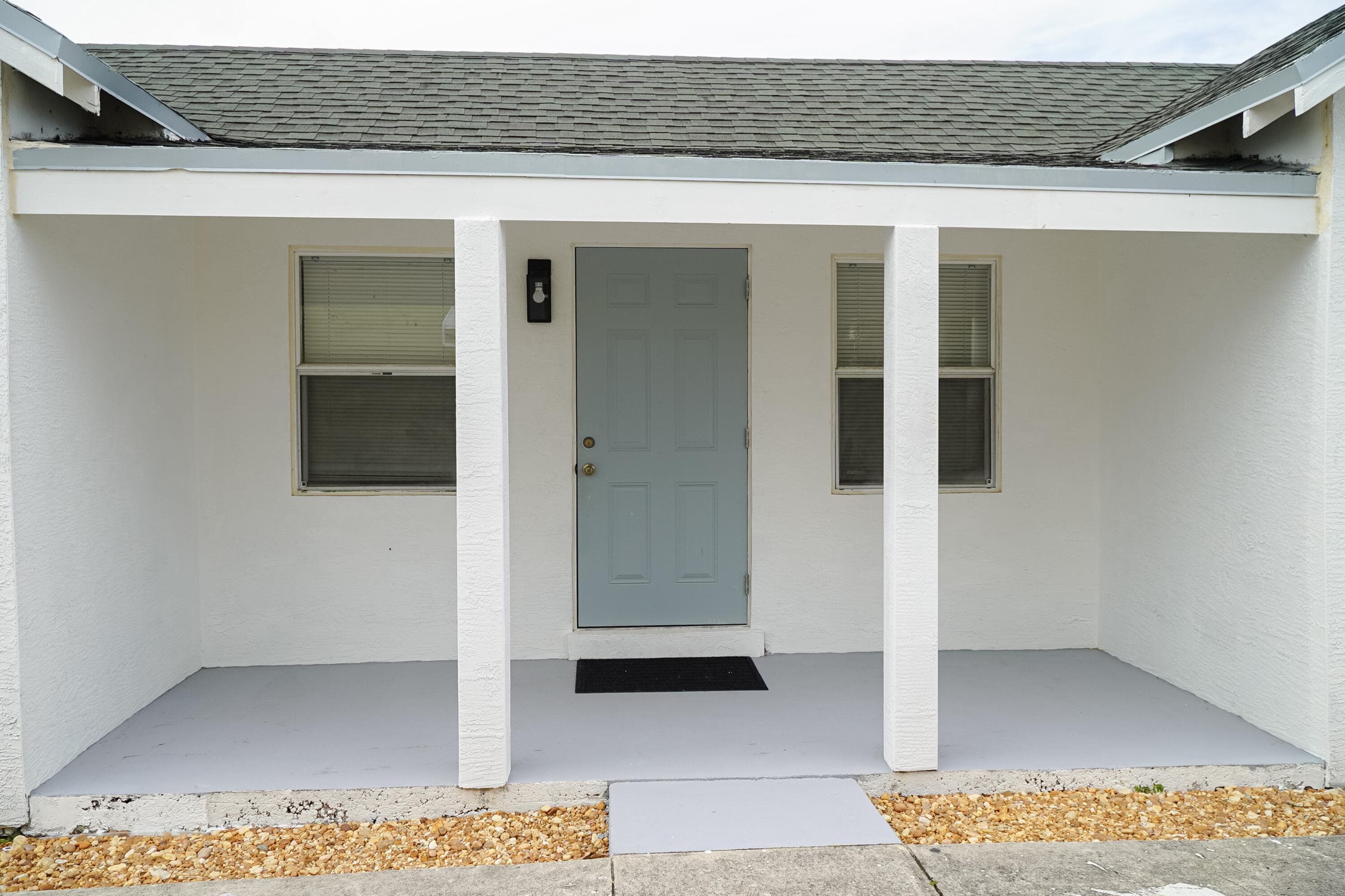 908 W 5th Street, Riviera Beach, FL 33404 2