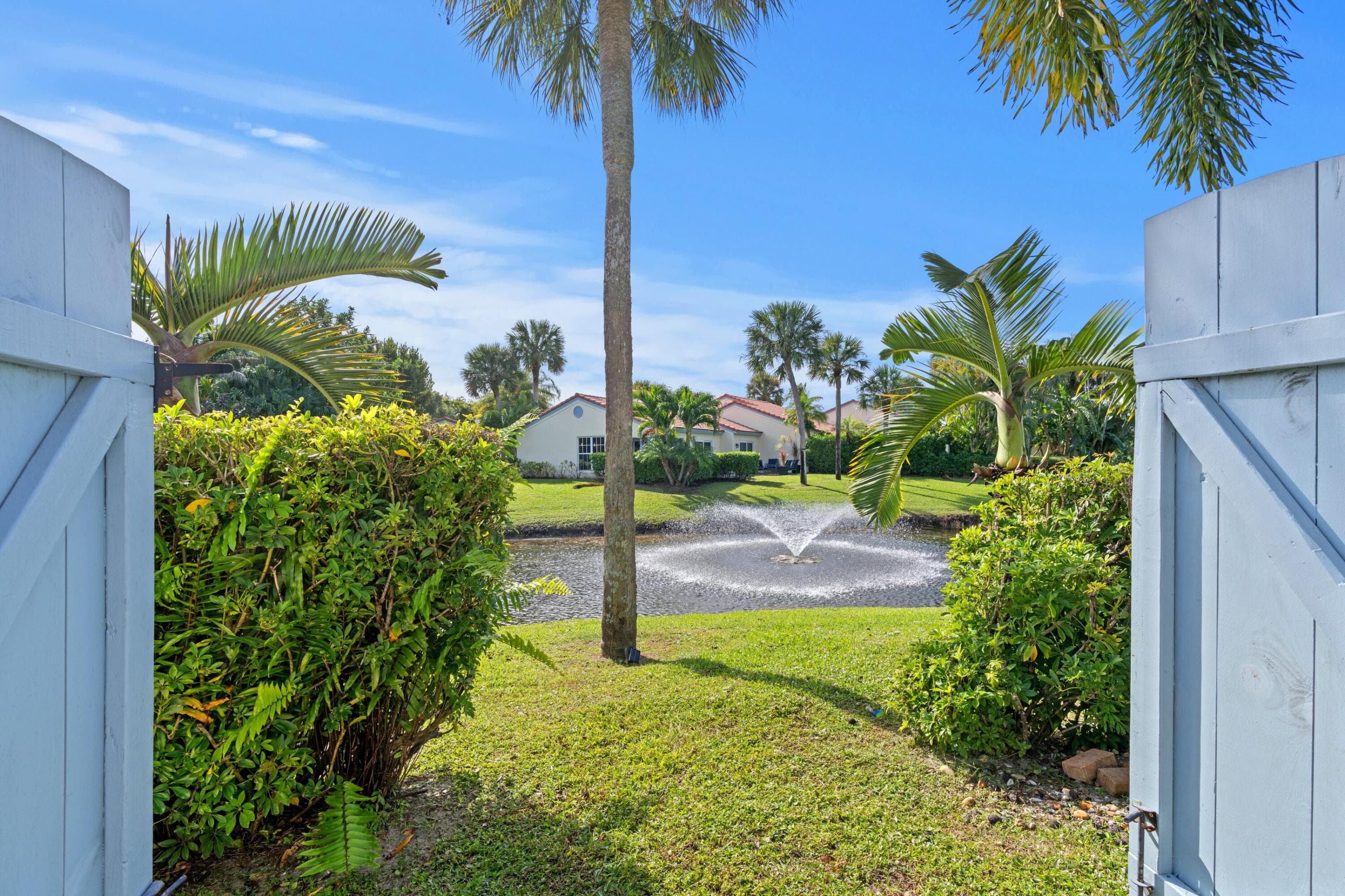 2211 Las Casitas Drive, Wellington, FL 33414 17