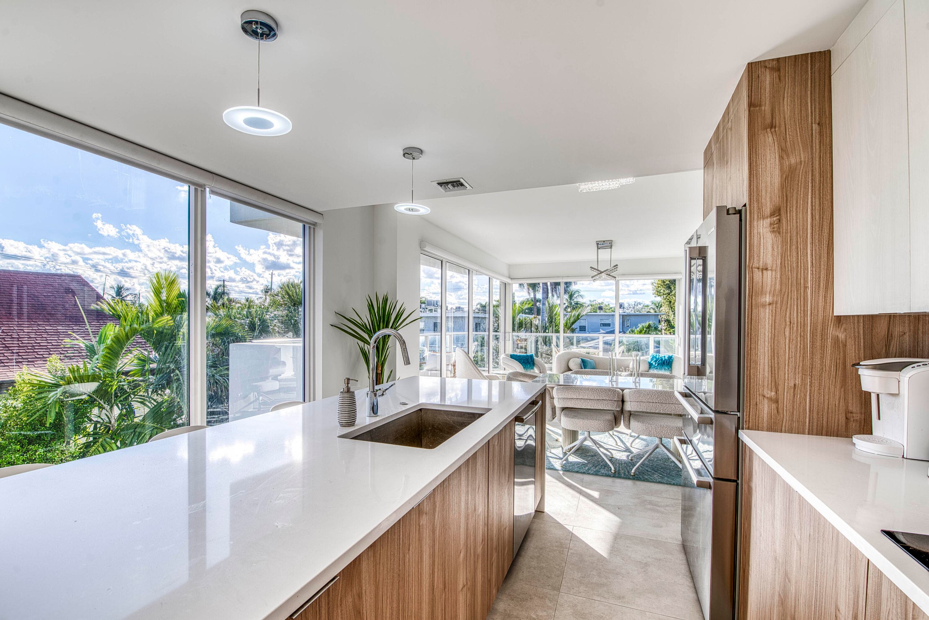 117 Lake Avenue 204, Lake Worth Beach, FL 33460 12