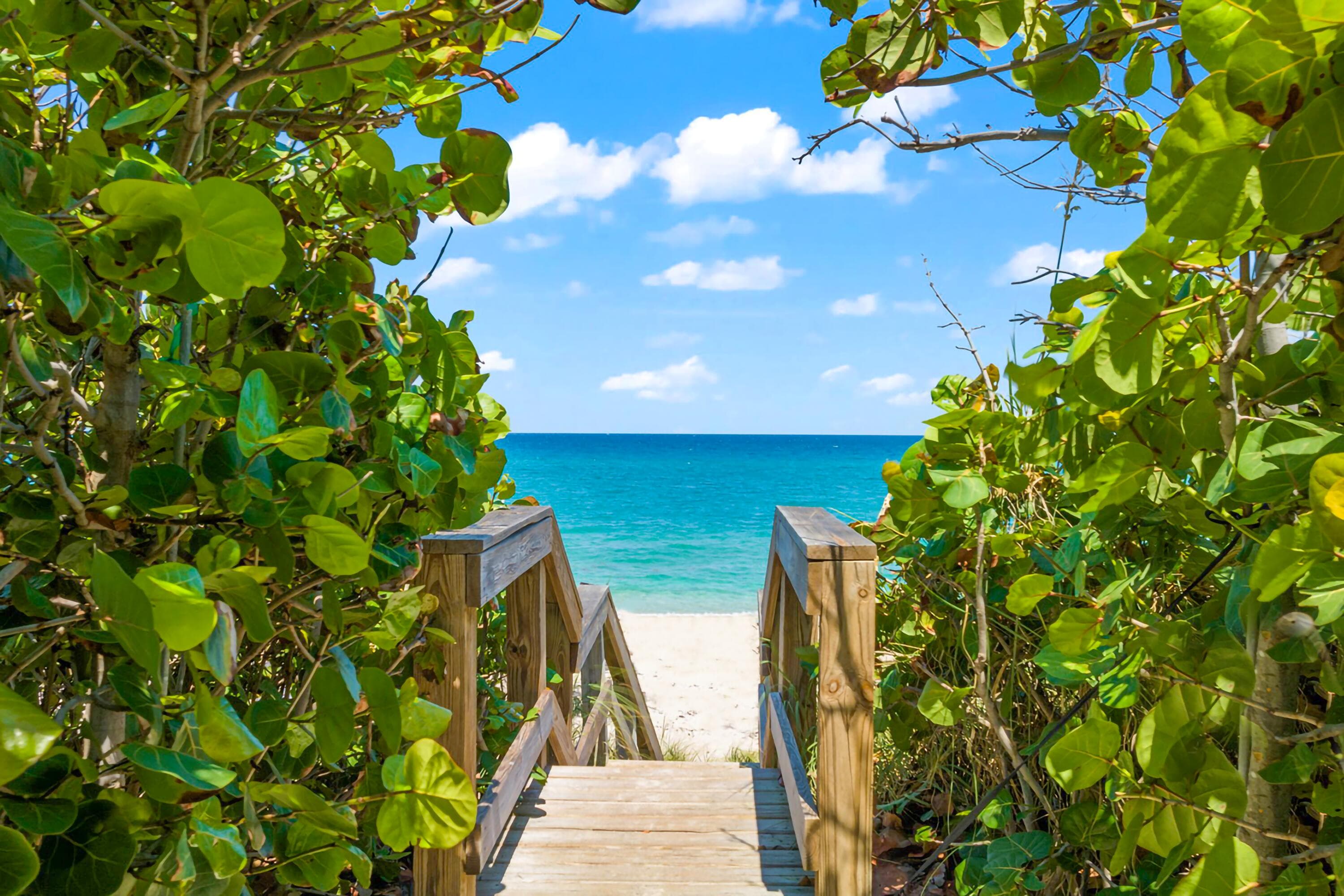 22 Hudson Avenue, Ocean Ridge, FL 33435 5
