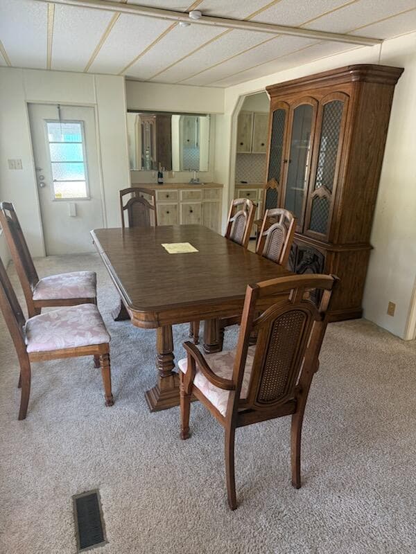 4 E East Caribbean, Port St. Lucie, FL 34952 5