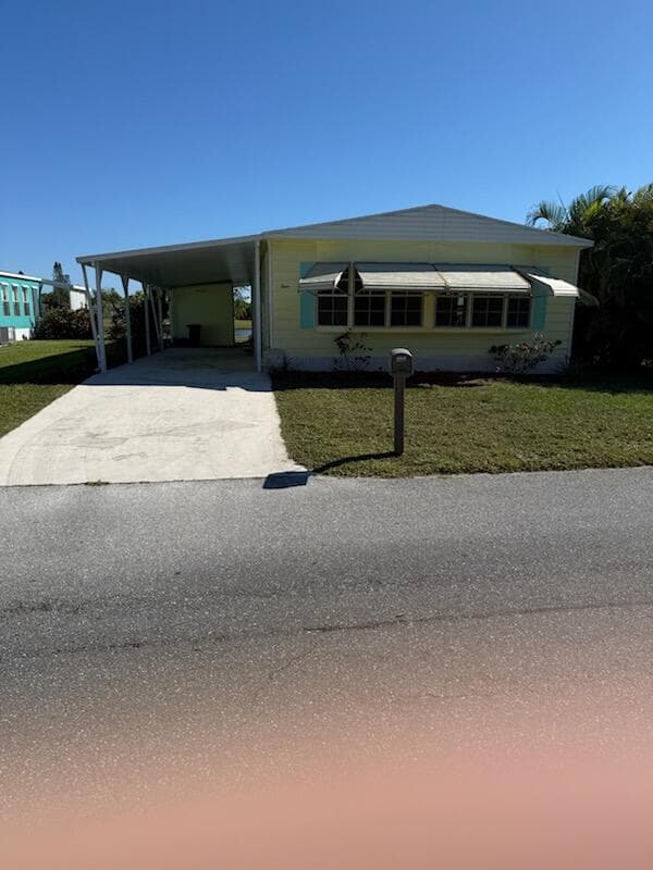 4 E East Caribbean, Port St. Lucie, FL 34952