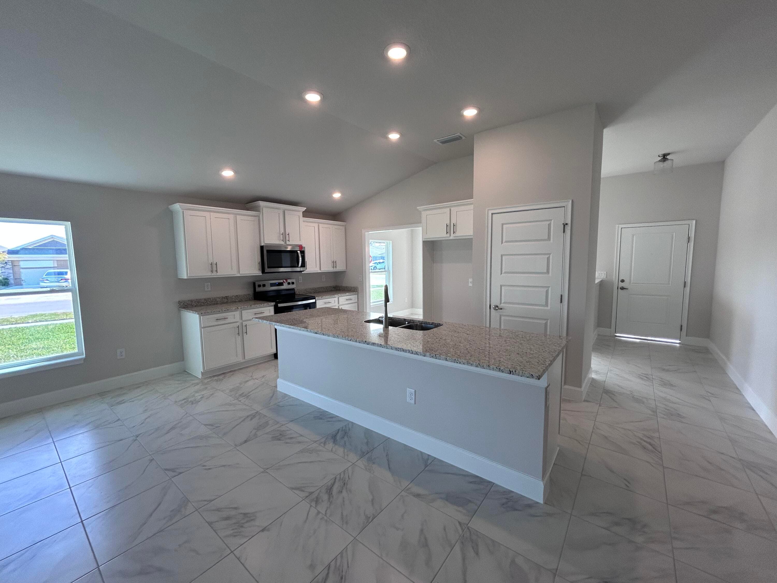 5728 Waterstone Boulevard, Fort Pierce, FL 34951 5