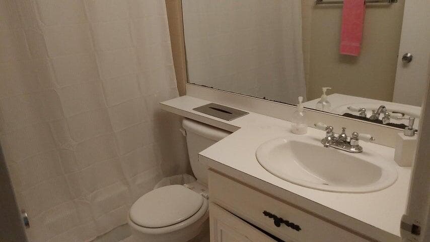 3050 Presidential Way 206, West Palm Beach, FL 33401 8