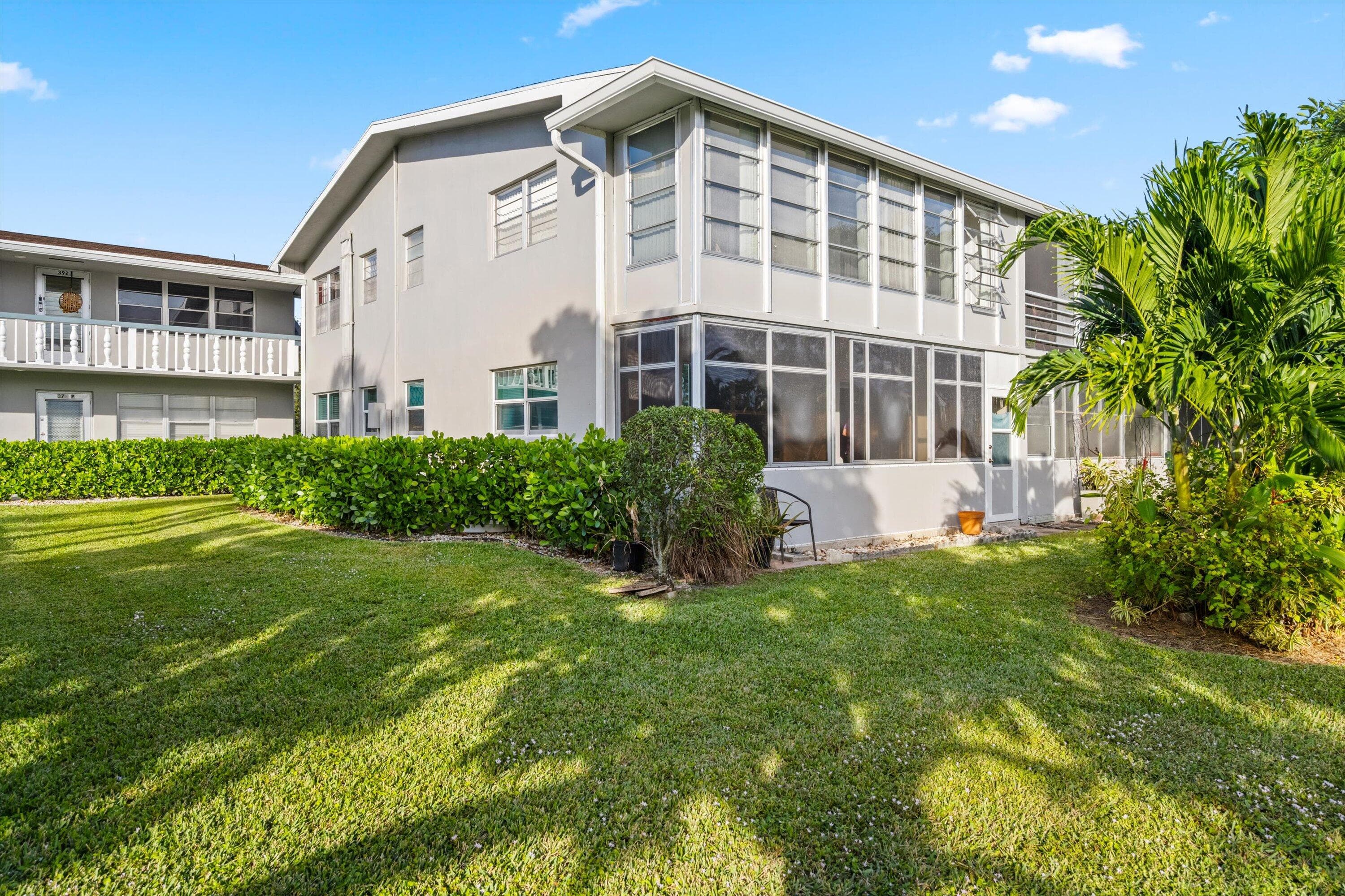 380 Sheffield P, West Palm Beach, FL 33417 2