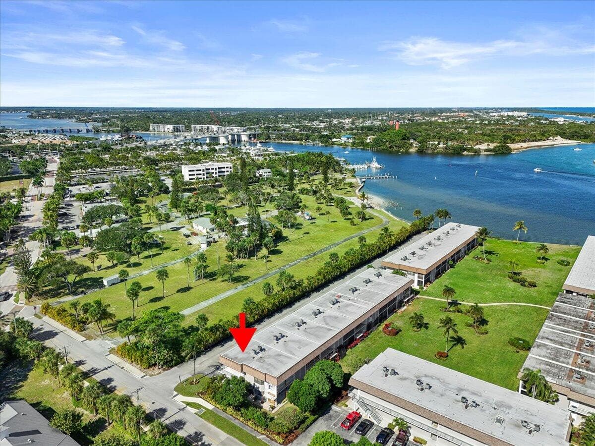755 Saturn Street H101, Jupiter, FL 33477 35