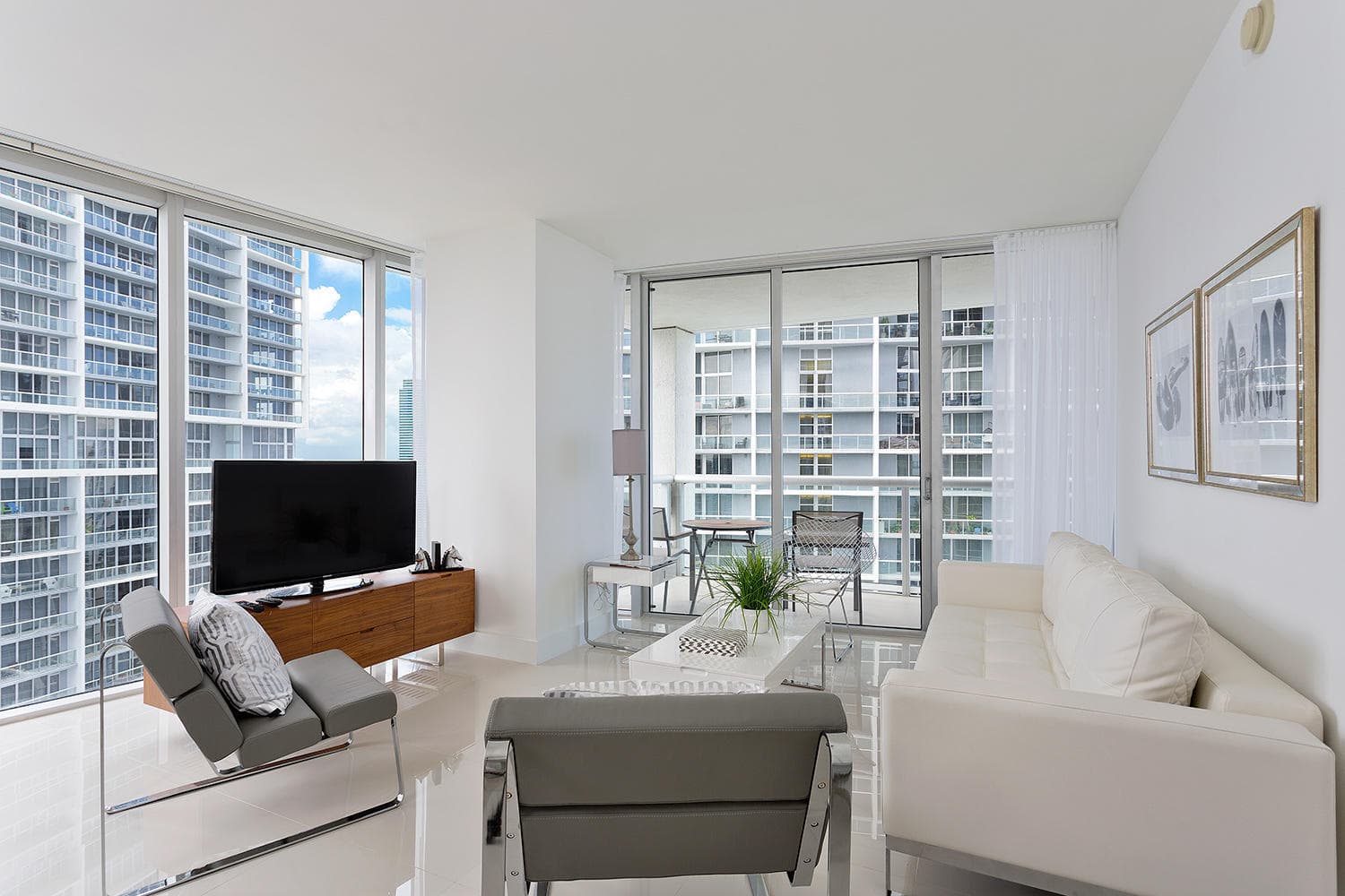495 Brickell Avenue 4010, Miami, FL 33131 5