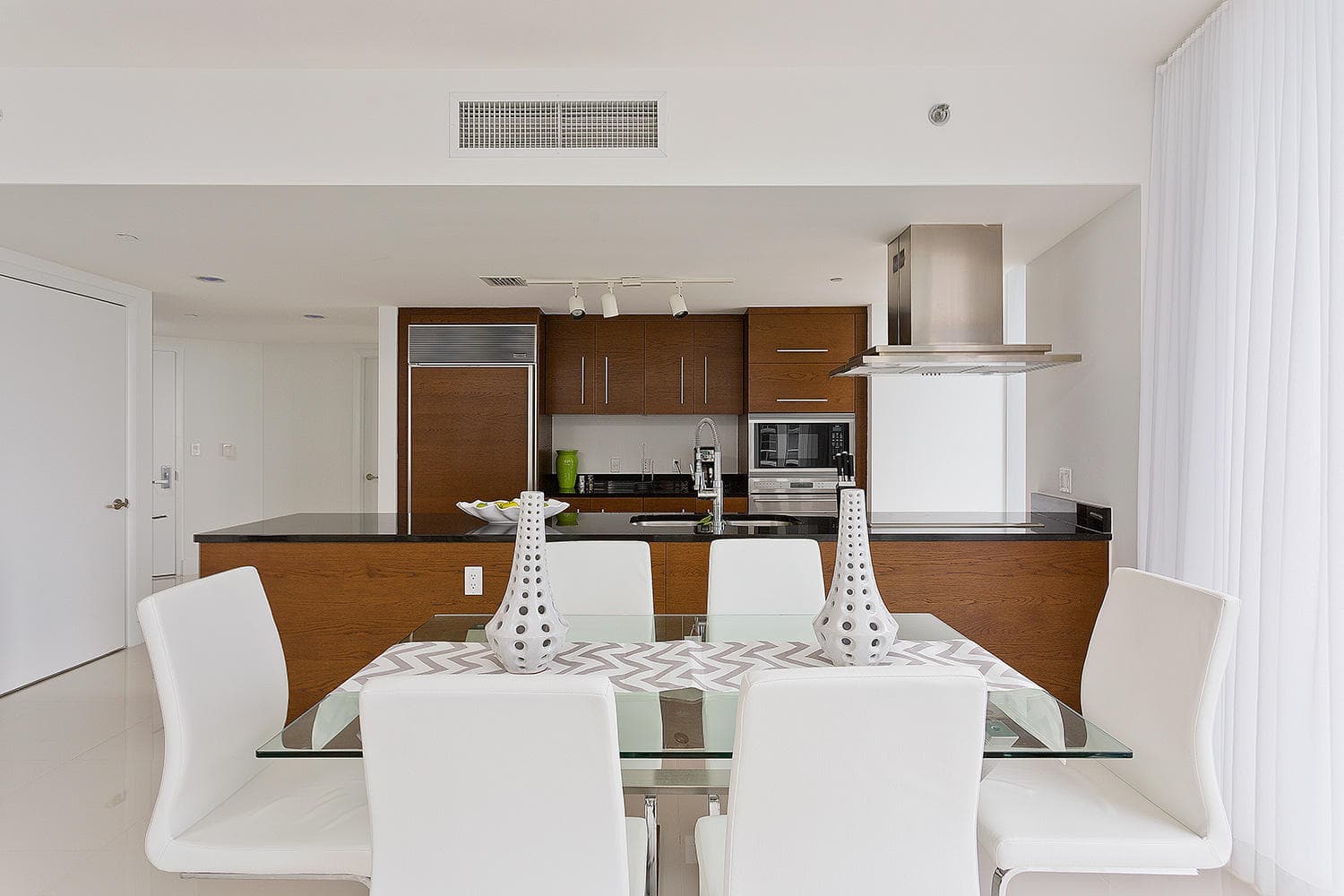 495 Brickell Avenue 4010, Miami, FL 33131 11