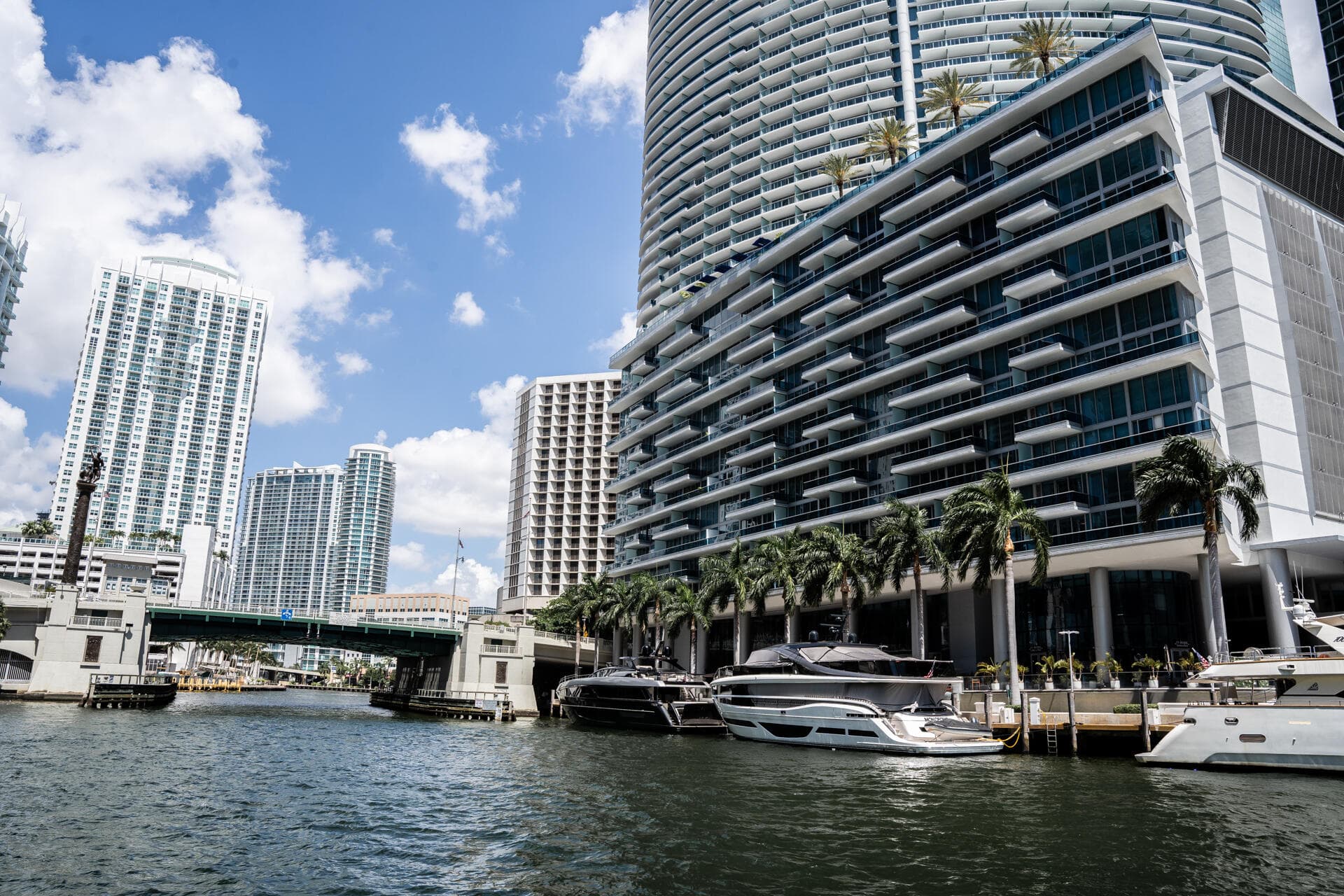 495 Brickell Avenue 4010, Miami, FL 33131 52