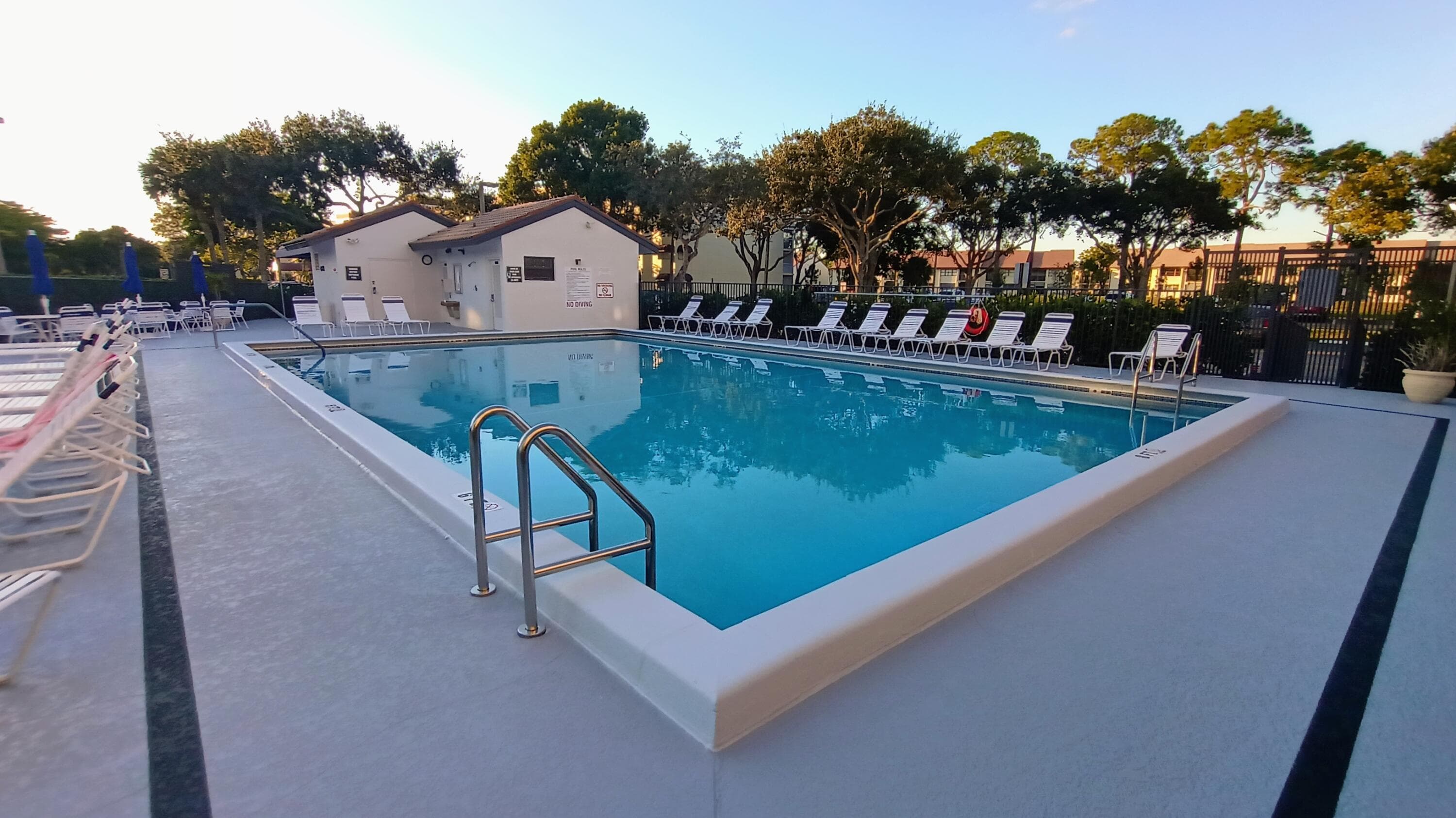 4735 E Lucerne Lakes Boulevard E 413, Lake Worth, FL 33467 11