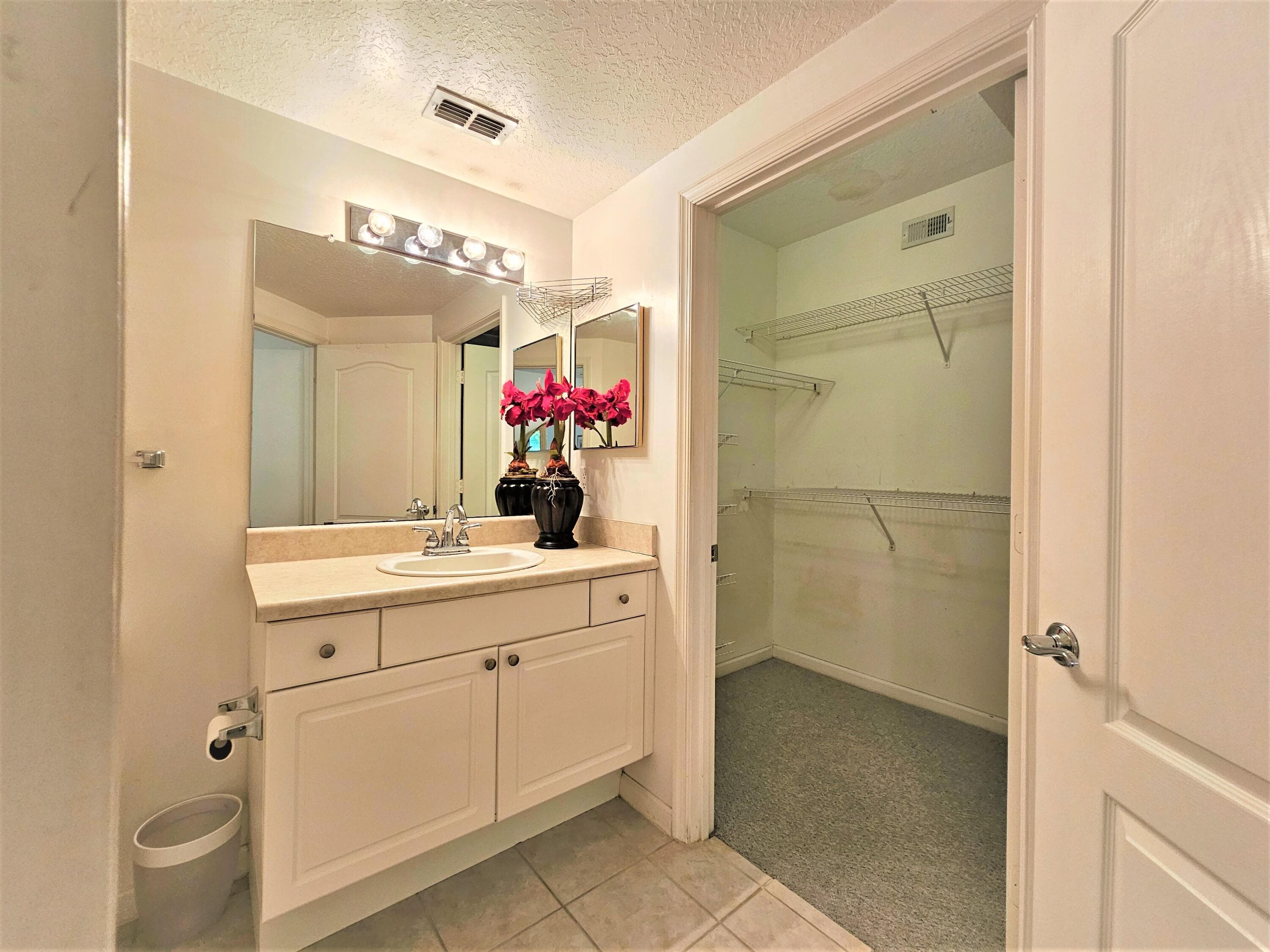 5050 Fairways Circle 301, Vero Beach, FL 32967 17