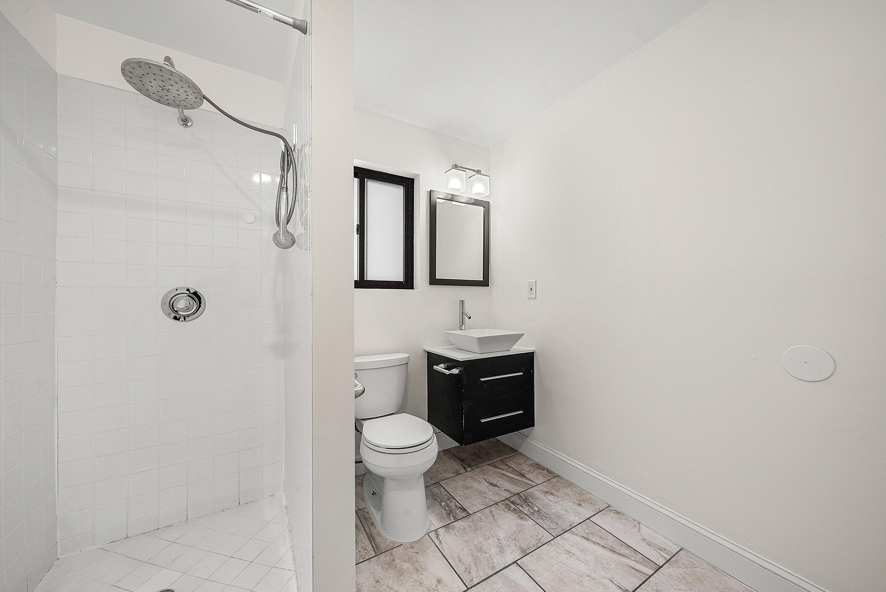112 SE 10th Street, Delray Beach, FL 33483 23