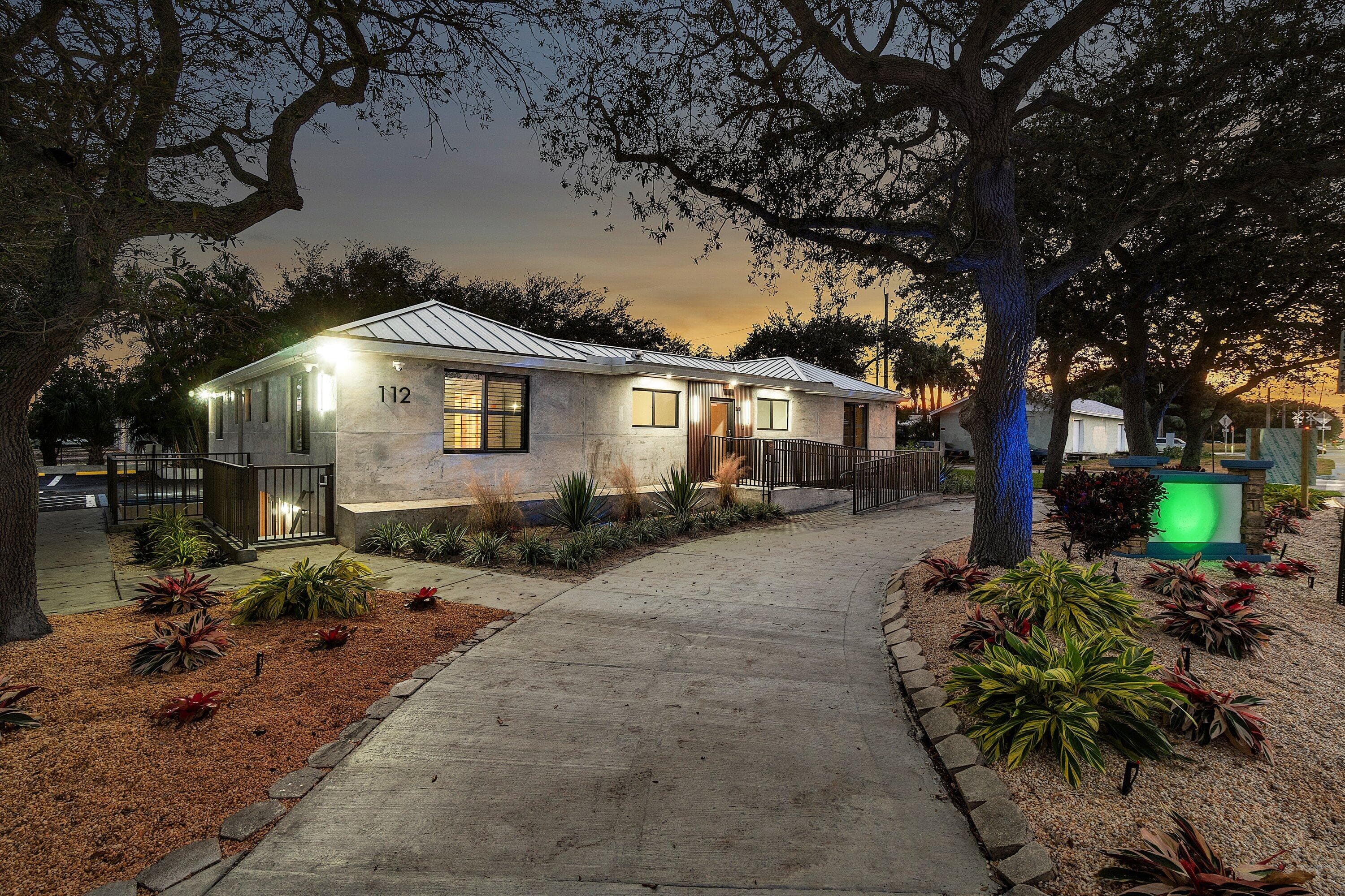 112 SE 10th Street, Delray Beach, FL 33483 5