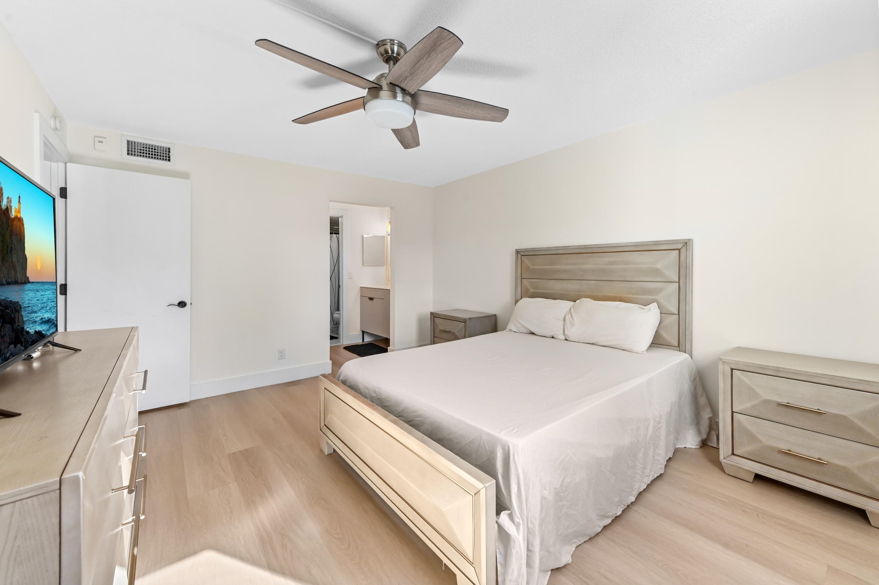 1428 SE 4th Avenue 215, Deerfield Beach, FL 33441 19