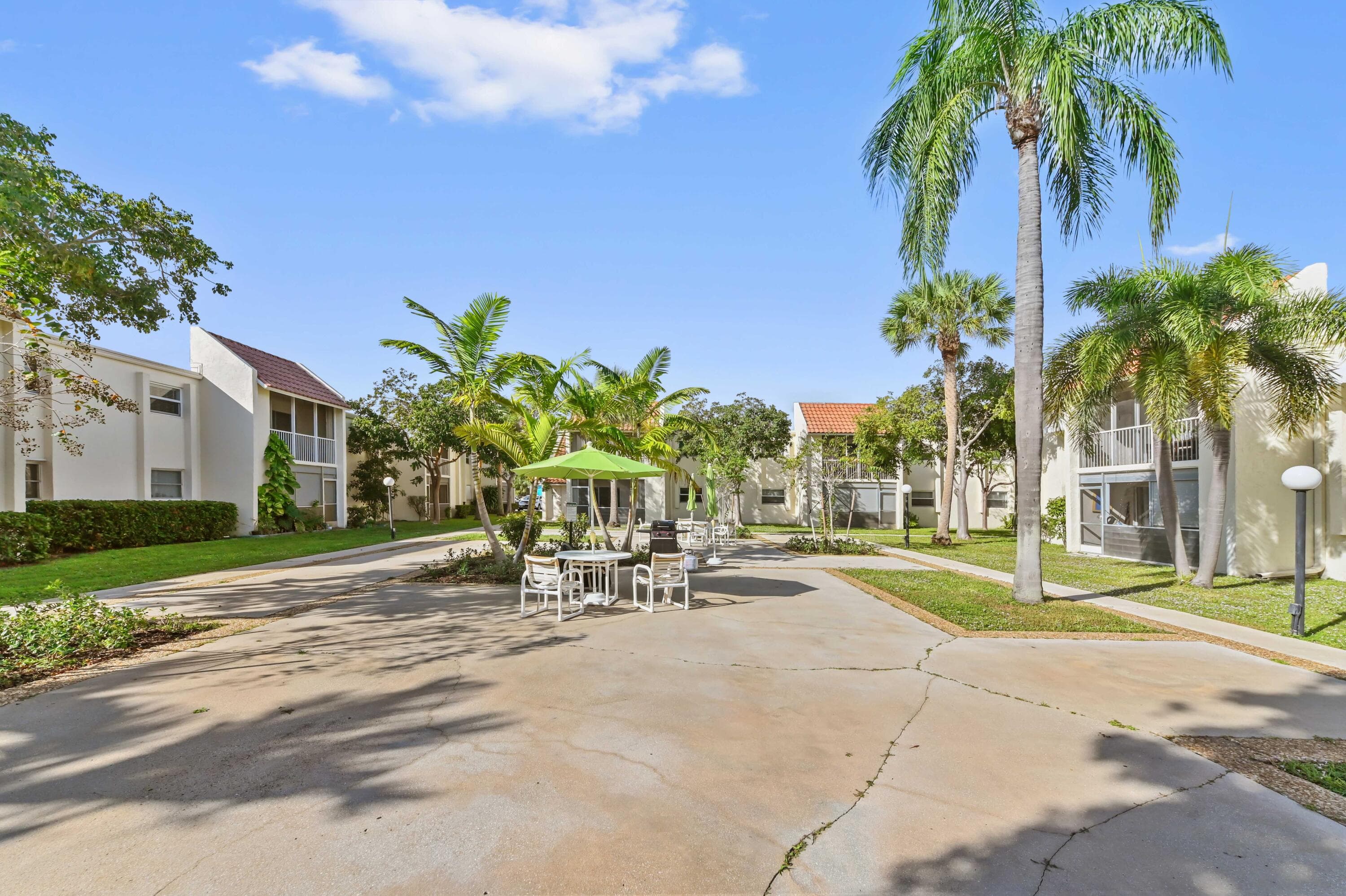 1428 SE 4th Avenue 215, Deerfield Beach, FL 33441 29