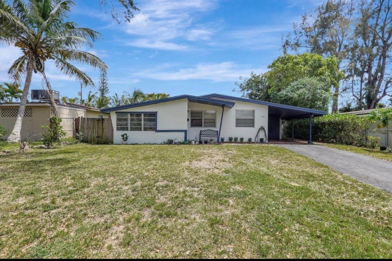 7530 Atlanta Street, Hollywood, FL 33024