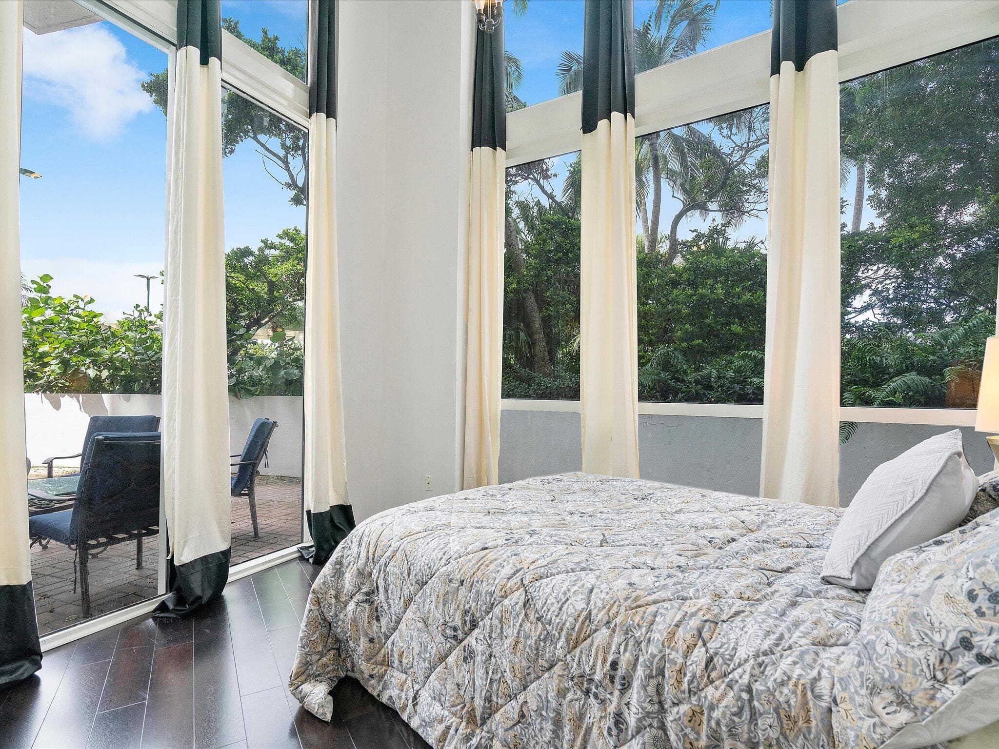 18101 Collins Avenue 401, Sunny Isles Beach, FL 33160 31