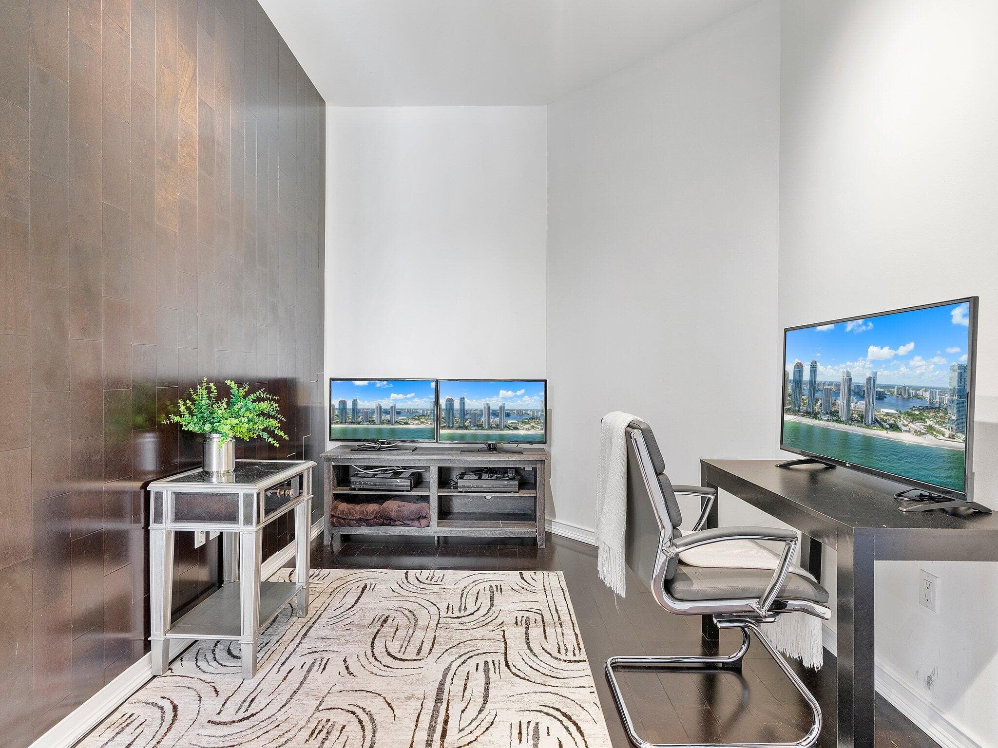 18101 Collins Avenue 401, Sunny Isles Beach, FL 33160 37