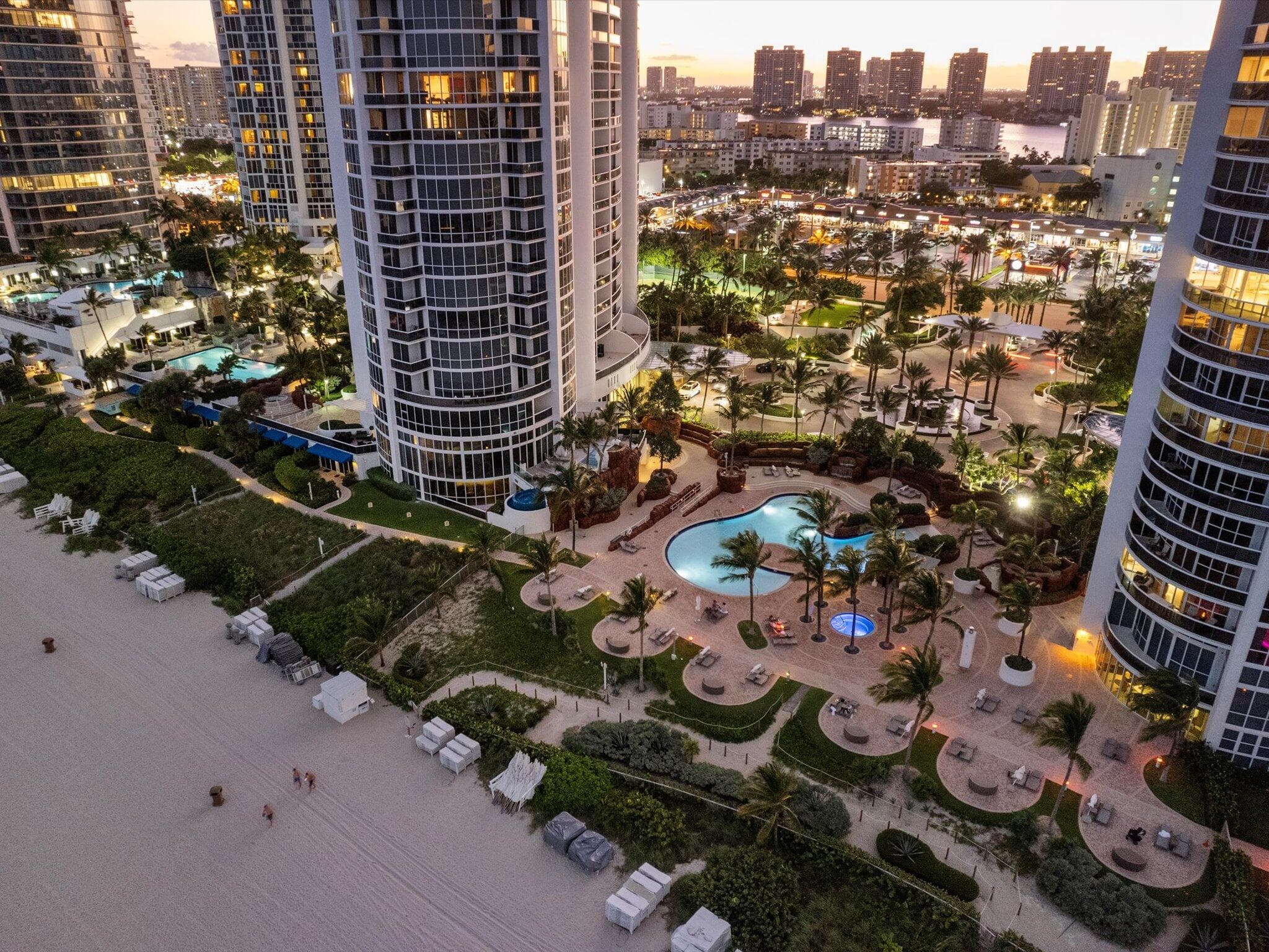 18101 Collins Avenue 401, Sunny Isles Beach, FL 33160 77