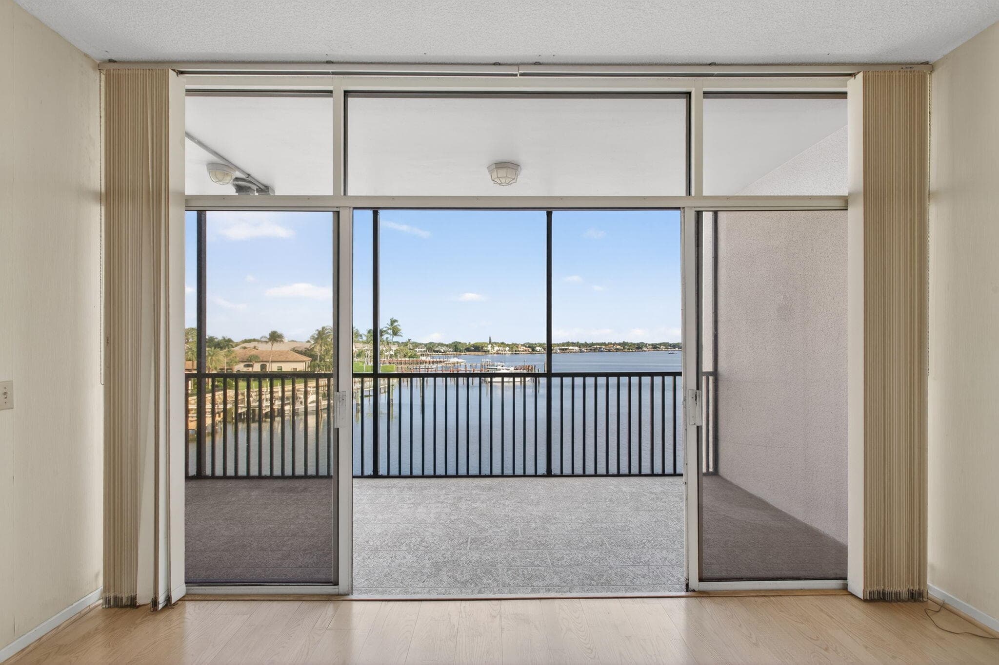 11390 Twelve Oaks Way 420, North Palm Beach, FL 33408 9