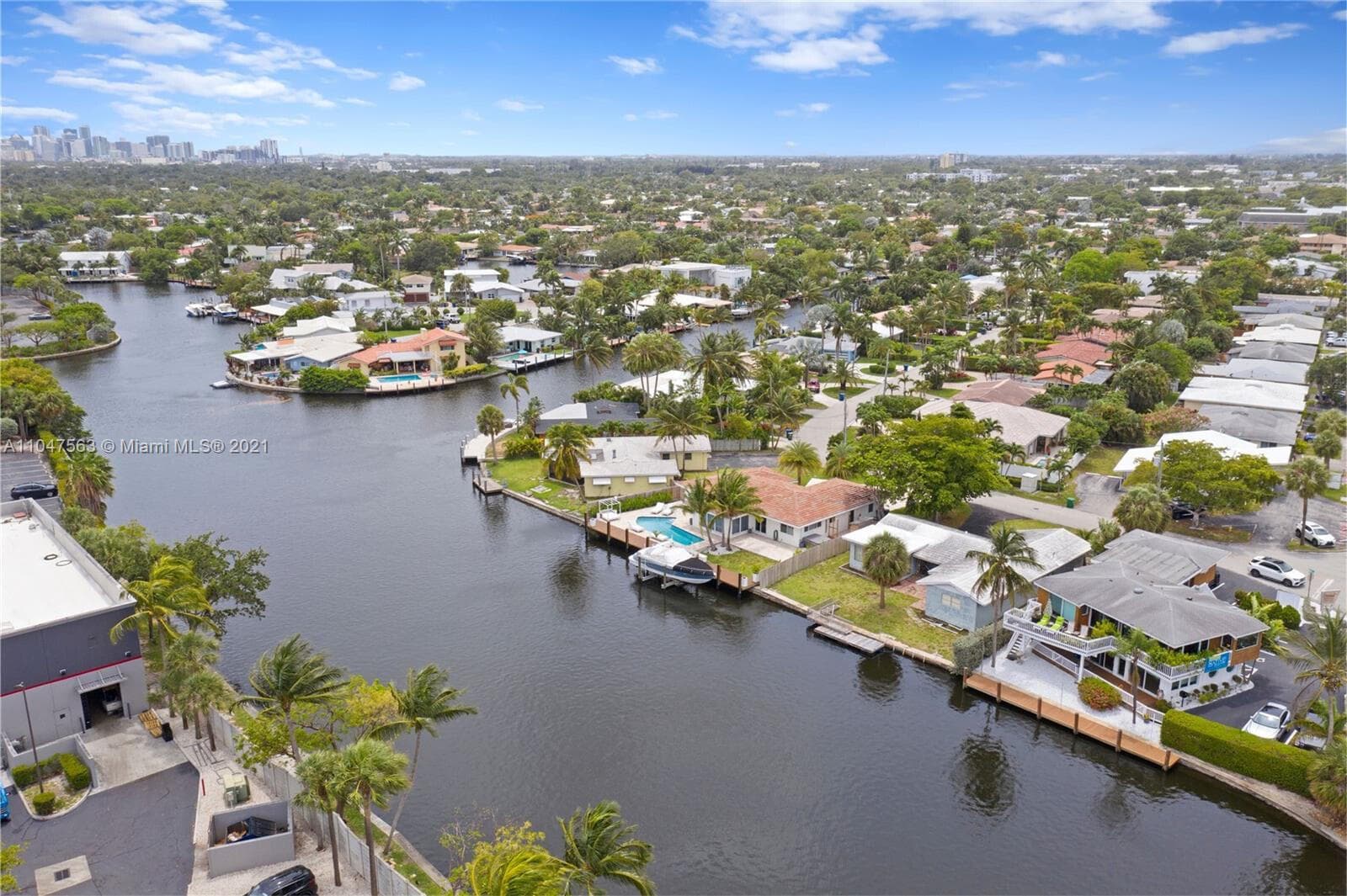 2200 NE 26th Street, Wilton Manors, FL 33305 7
