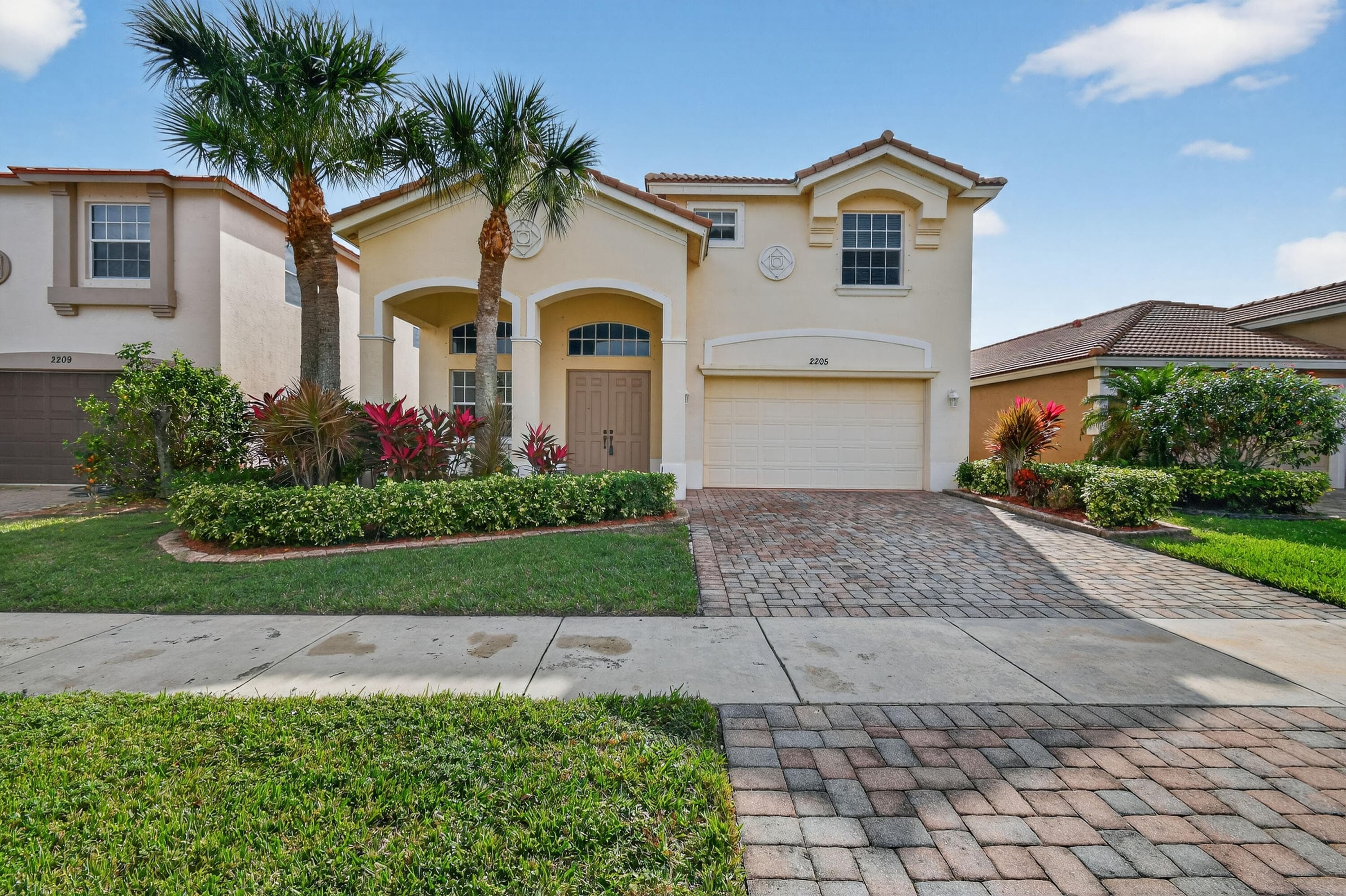 2205 SW Newport Isles Boulevard, Port St. Lucie, FL 34953 4
