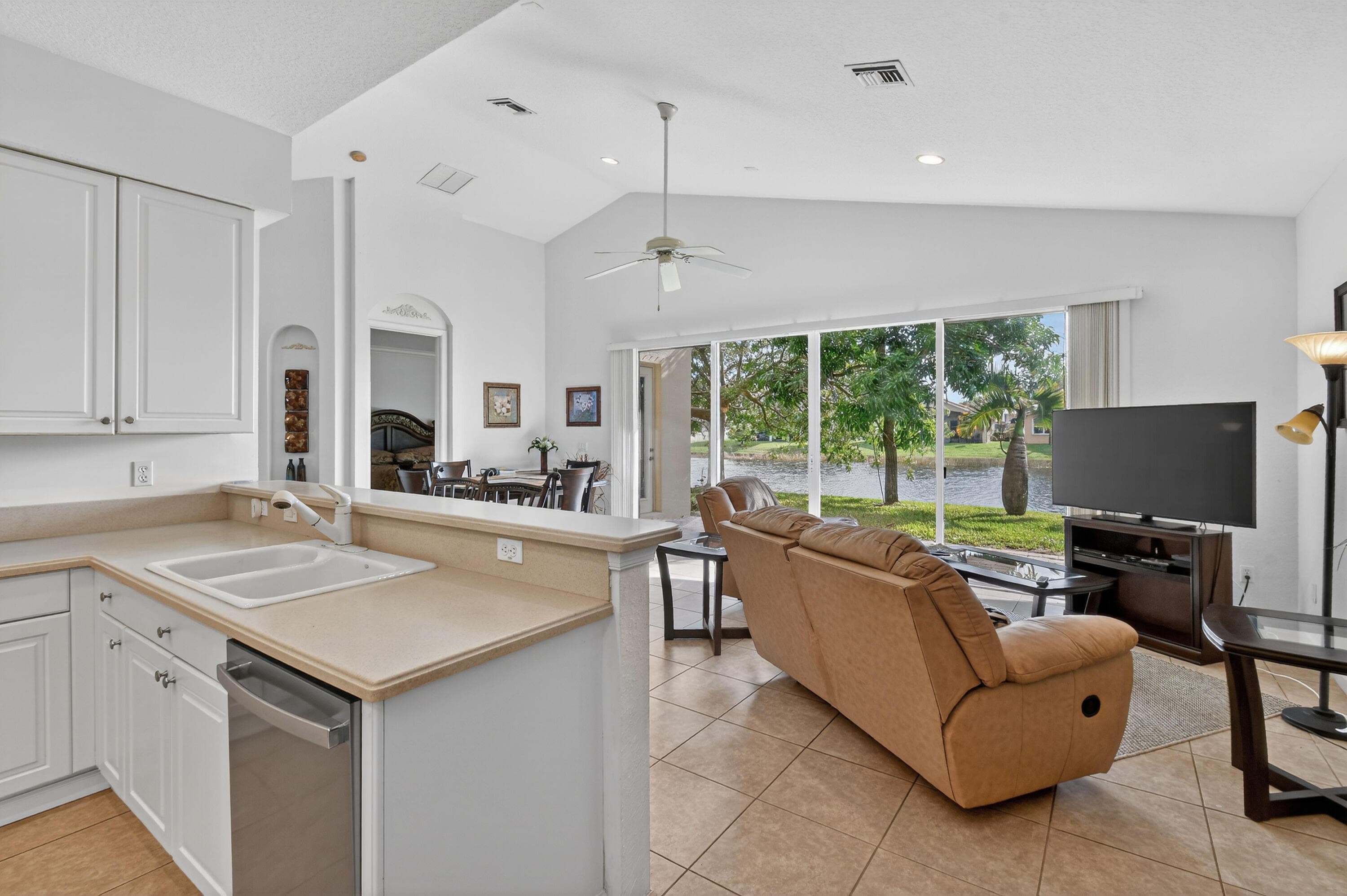2205 SW Newport Isles Boulevard, Port St. Lucie, FL 34953 24