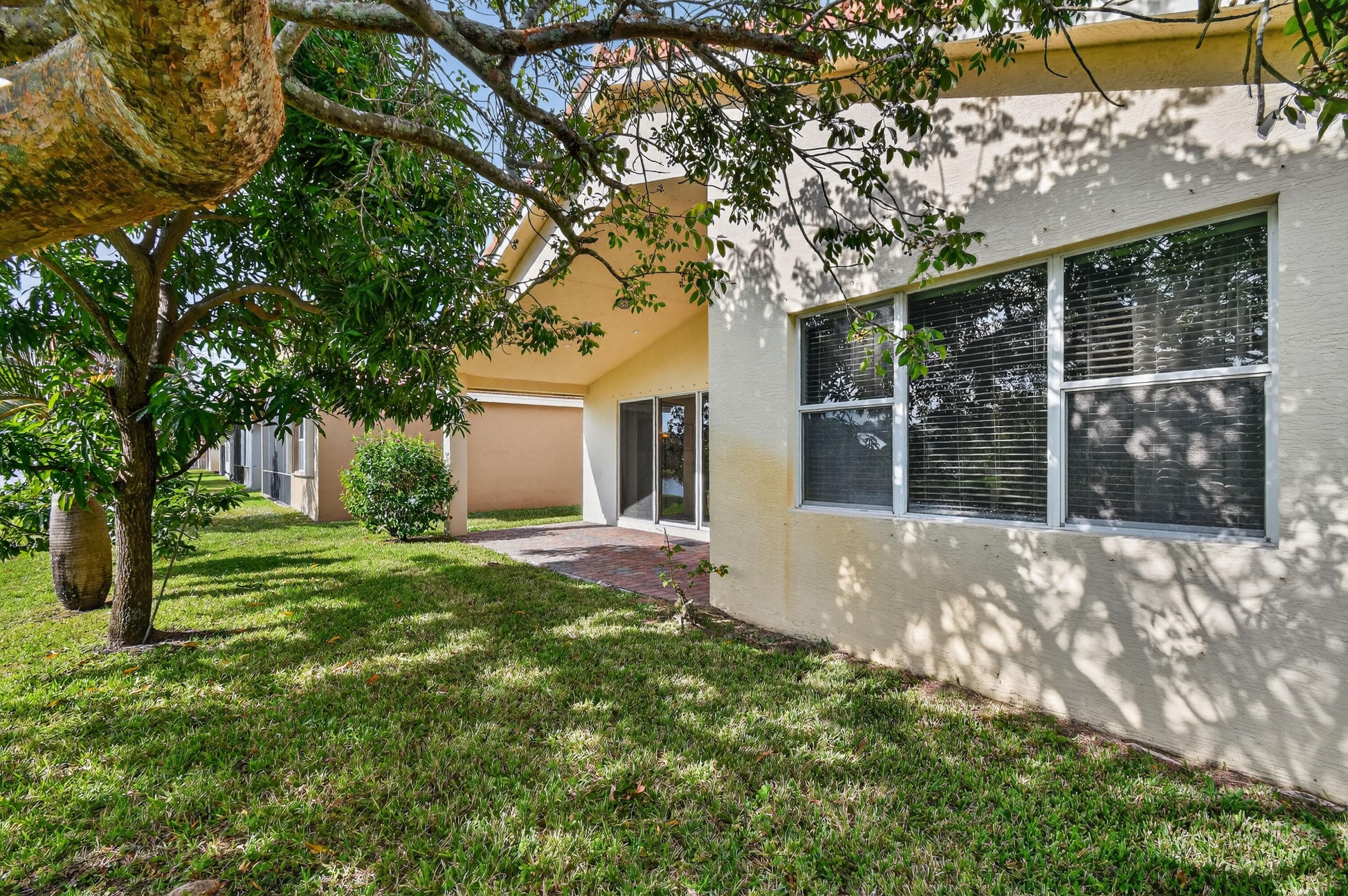 2205 SW Newport Isles Boulevard, Port St. Lucie, FL 34953 59