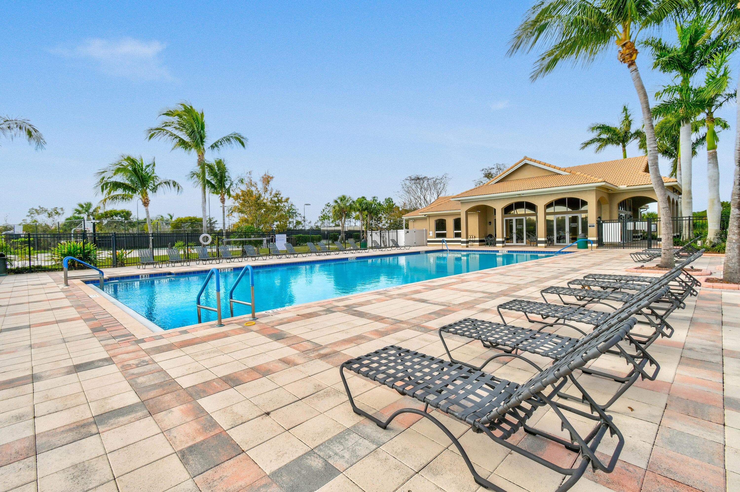 2205 SW Newport Isles Boulevard, Port St. Lucie, FL 34953 87