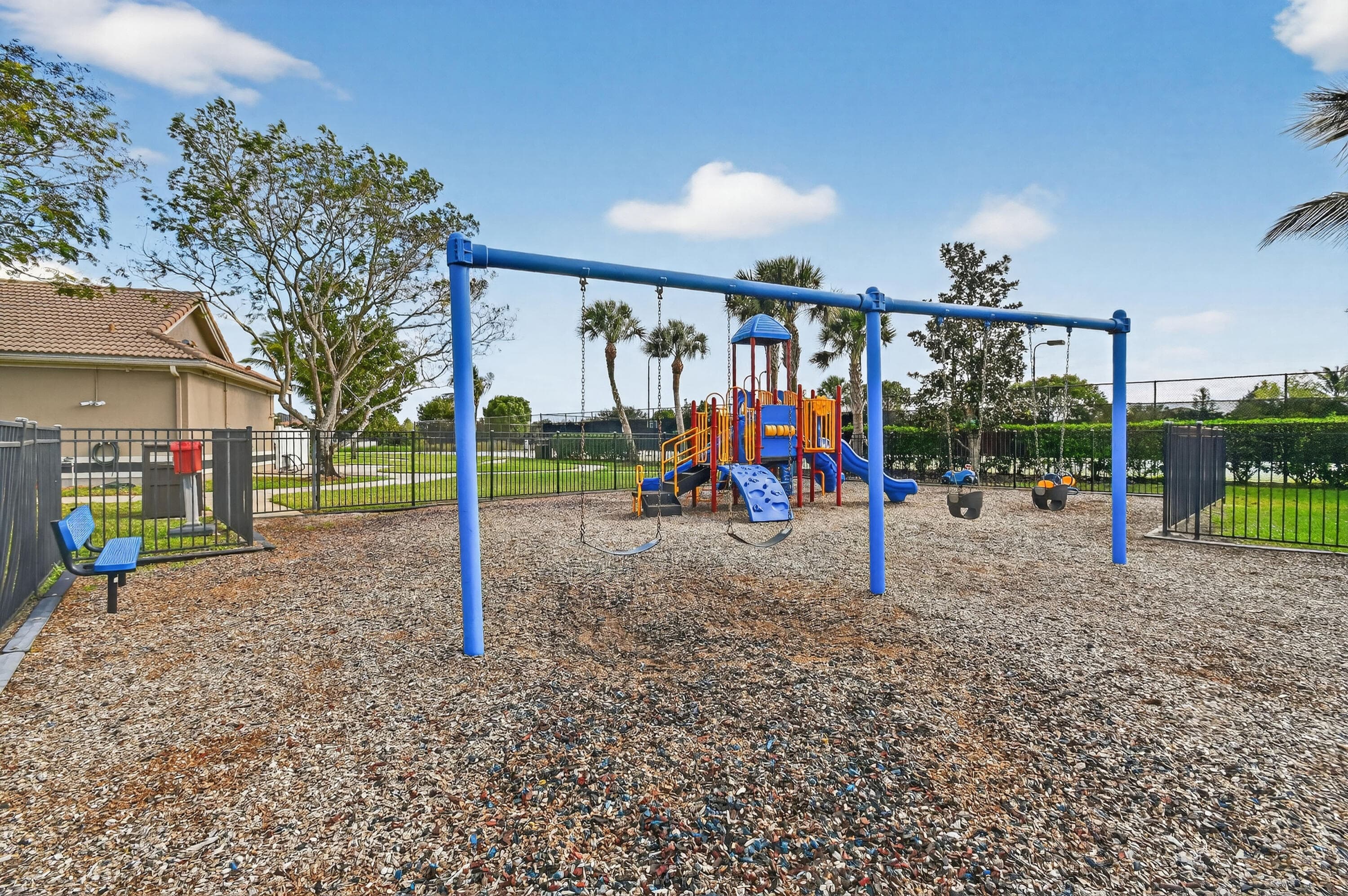 2205 SW Newport Isles Boulevard, Port St. Lucie, FL 34953 90