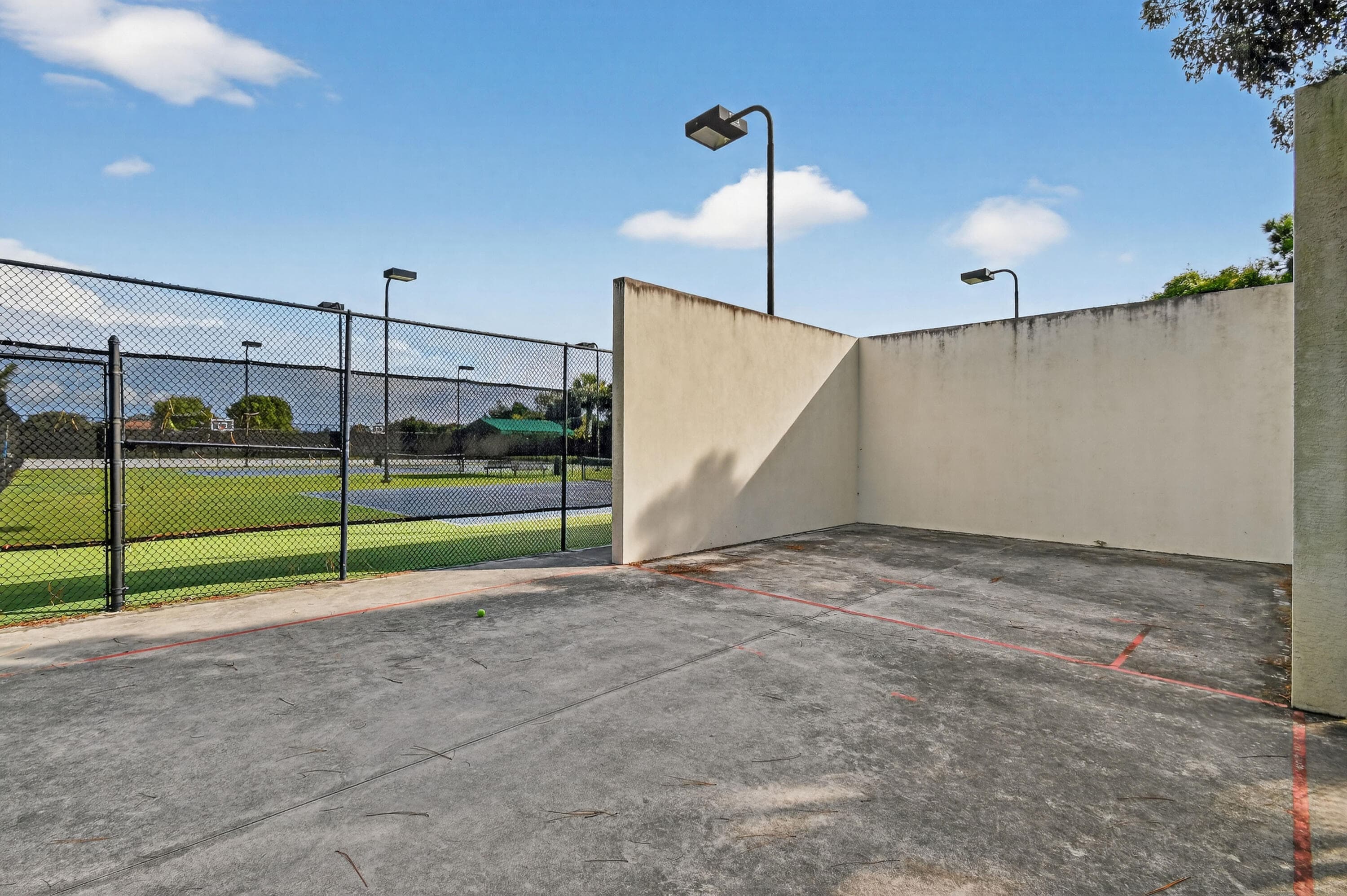 2205 SW Newport Isles Boulevard, Port St. Lucie, FL 34953 92
