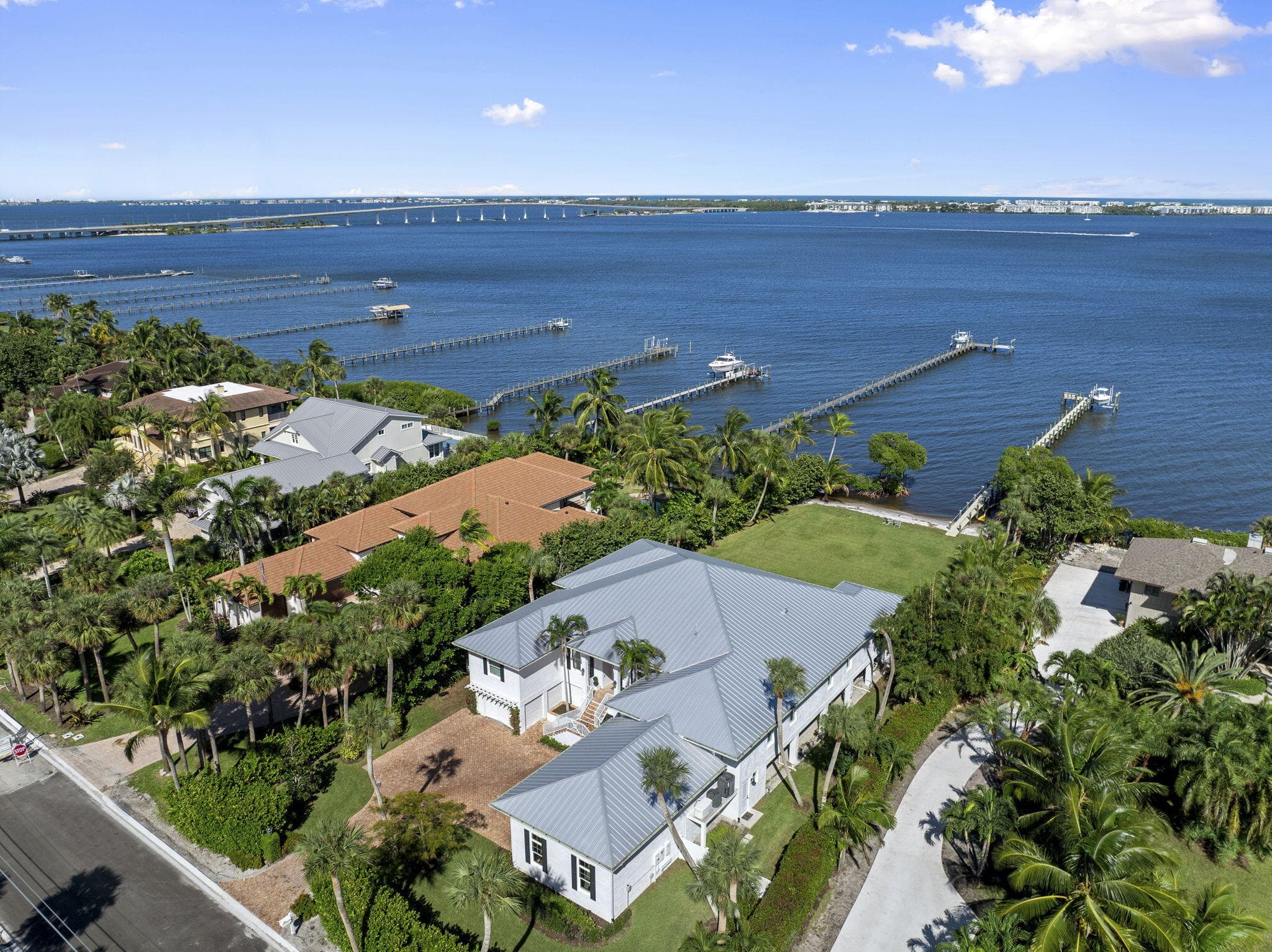 54 S Sewalls Point Road, Sewalls Point, FL 34996 57
