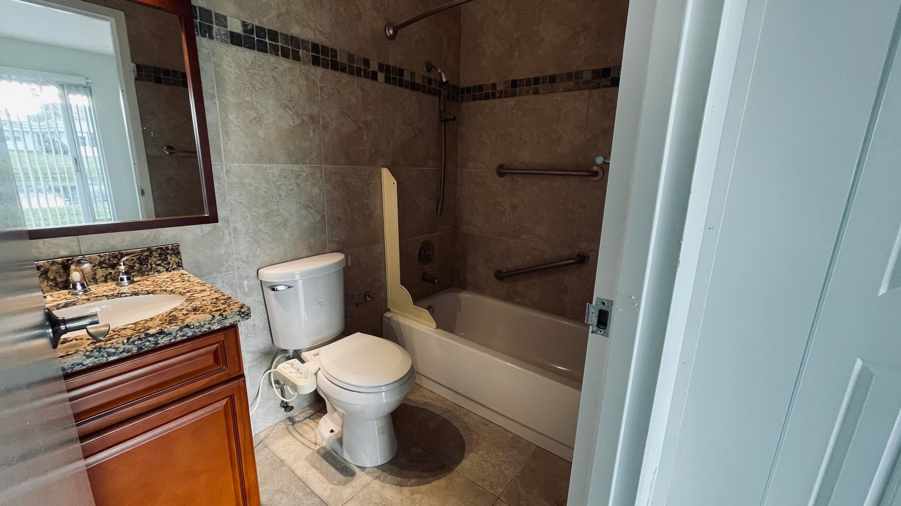 166 Valencia G, Delray Beach, FL 33446 11