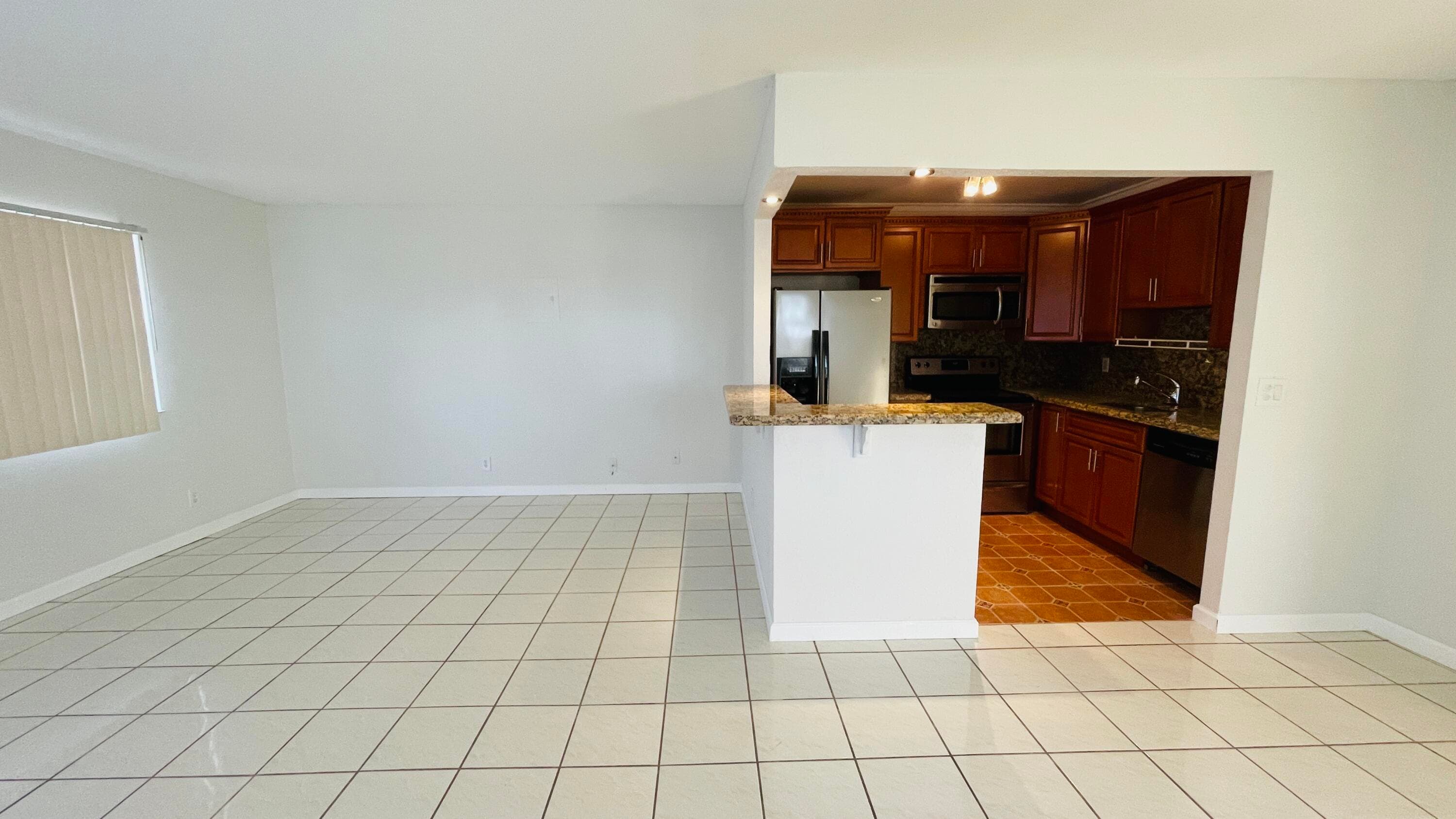 166 Valencia G, Delray Beach, FL 33446 5