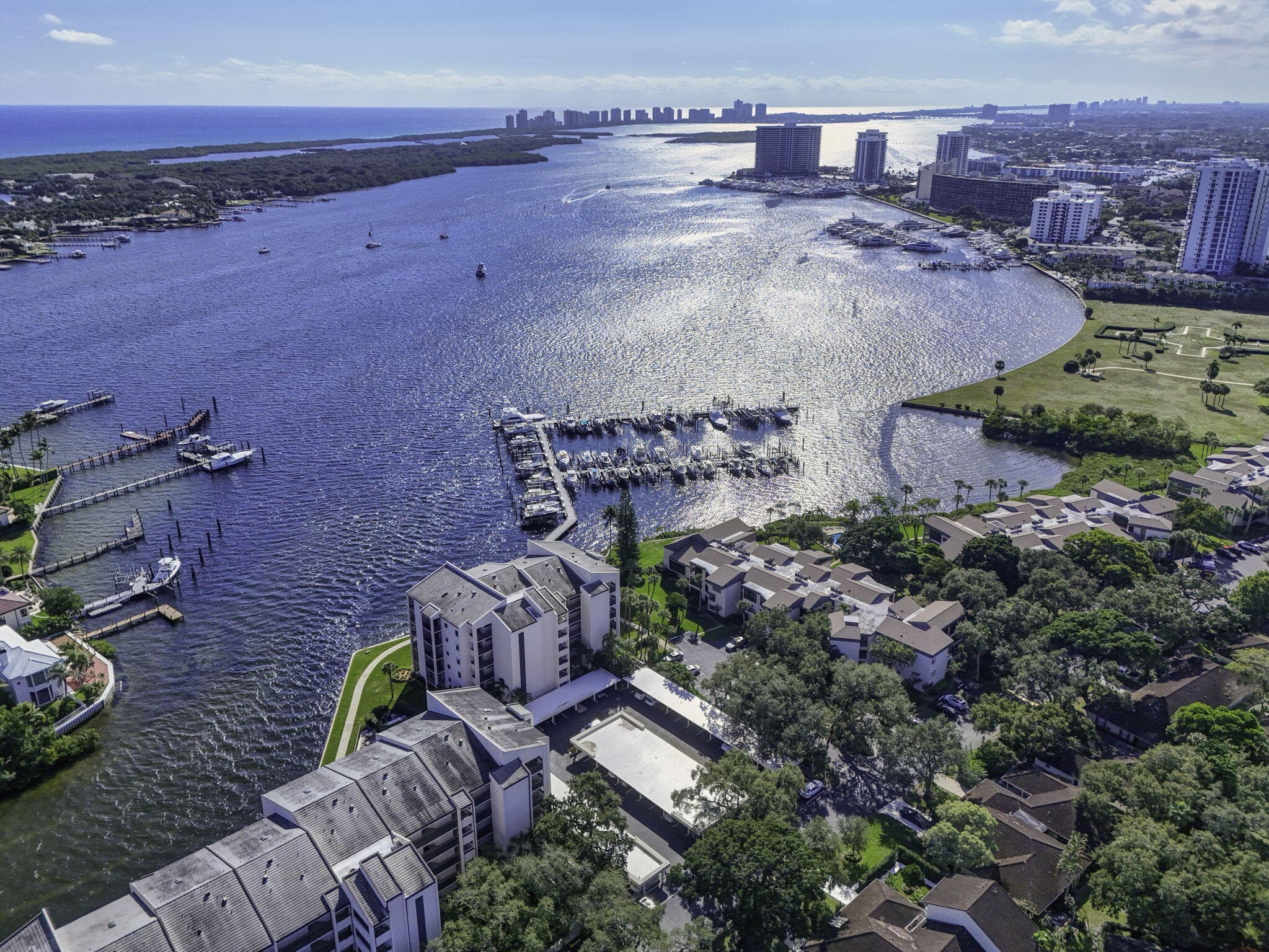 11390 Twelve Oaks Way 420, North Palm Beach, FL 33408 2