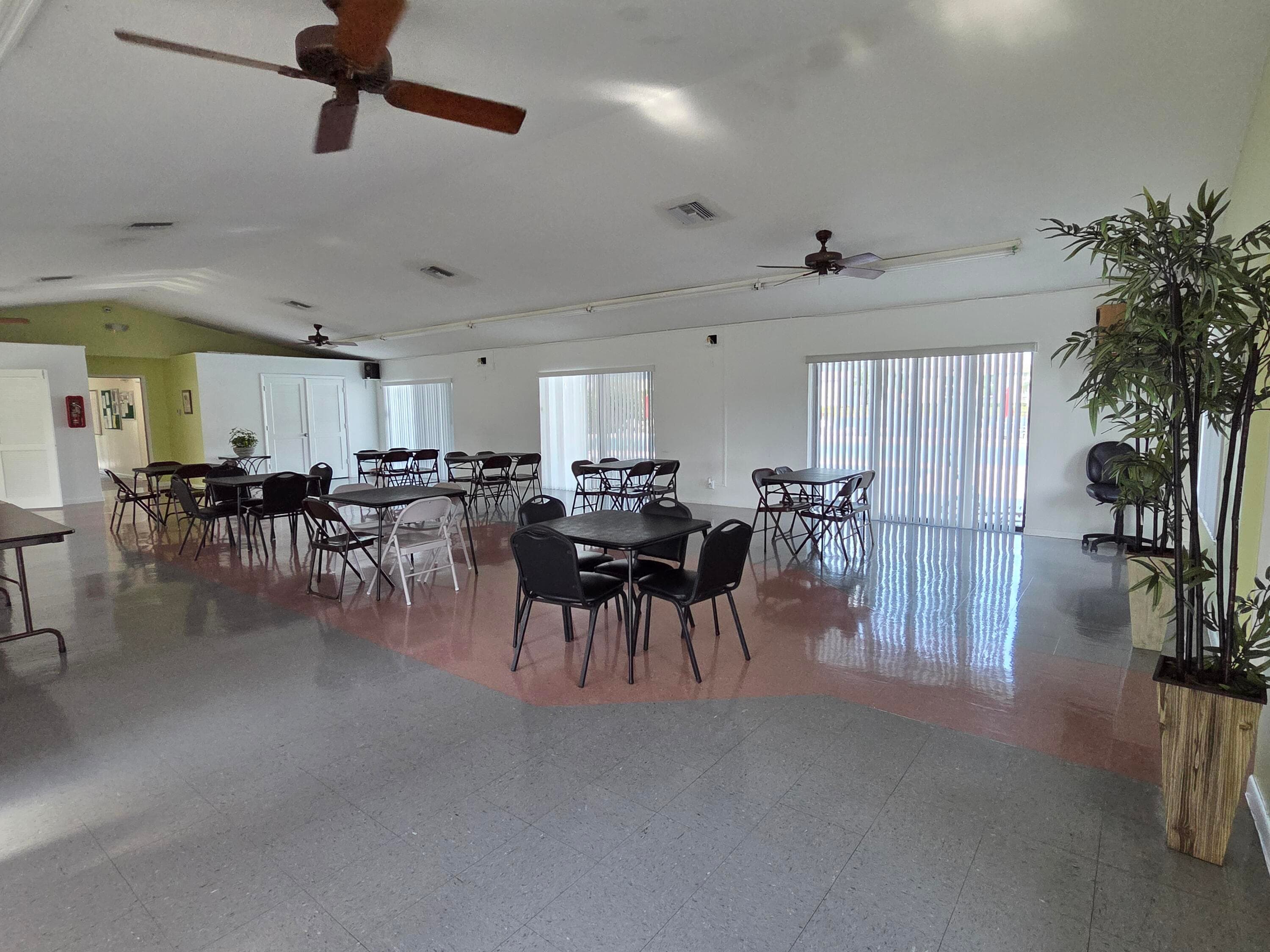 1115 Green Pine Boulevard D2, West Palm Beach, FL 33409 32