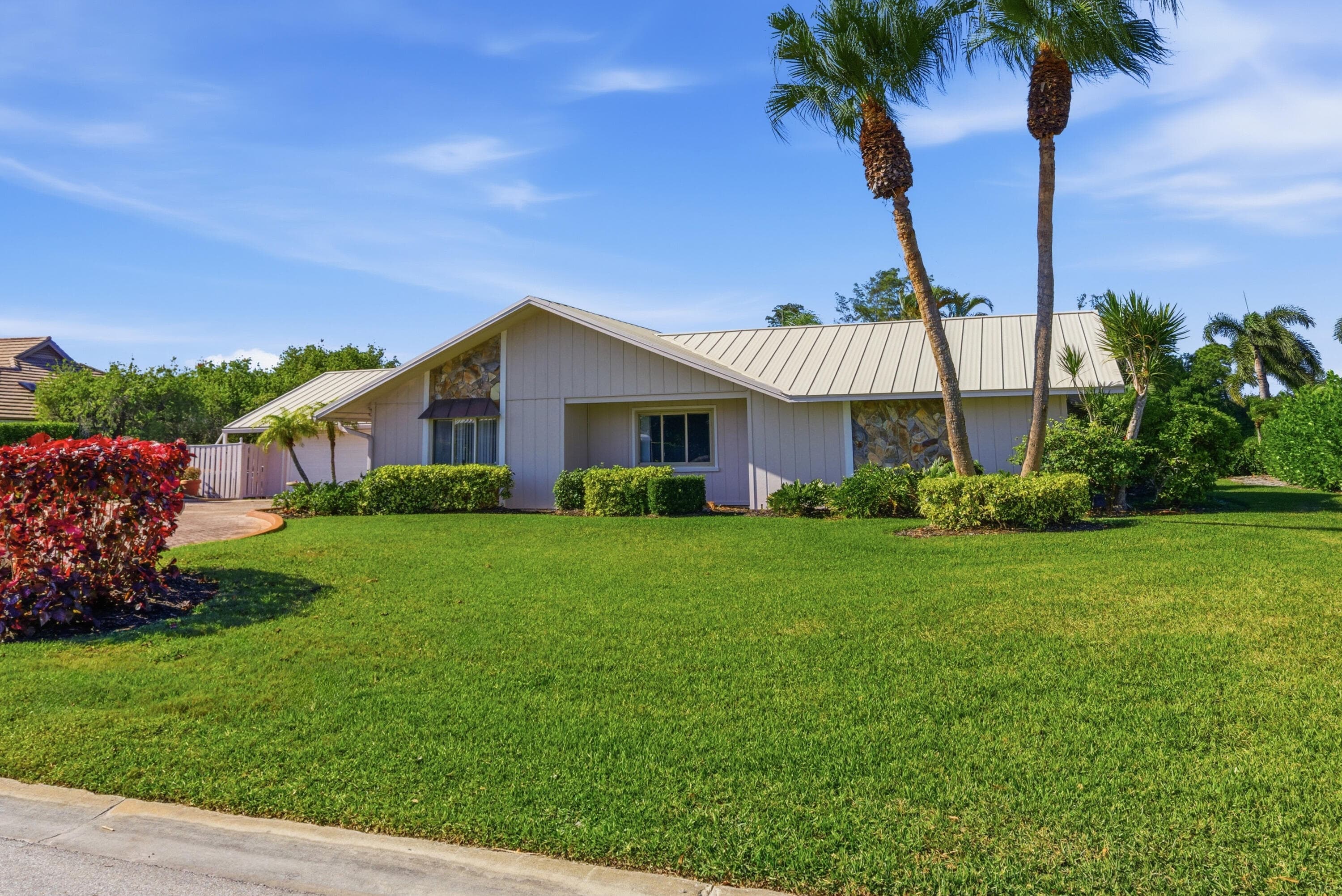 5151 SE Burning Tree Circle, Stuart, FL 34997 3