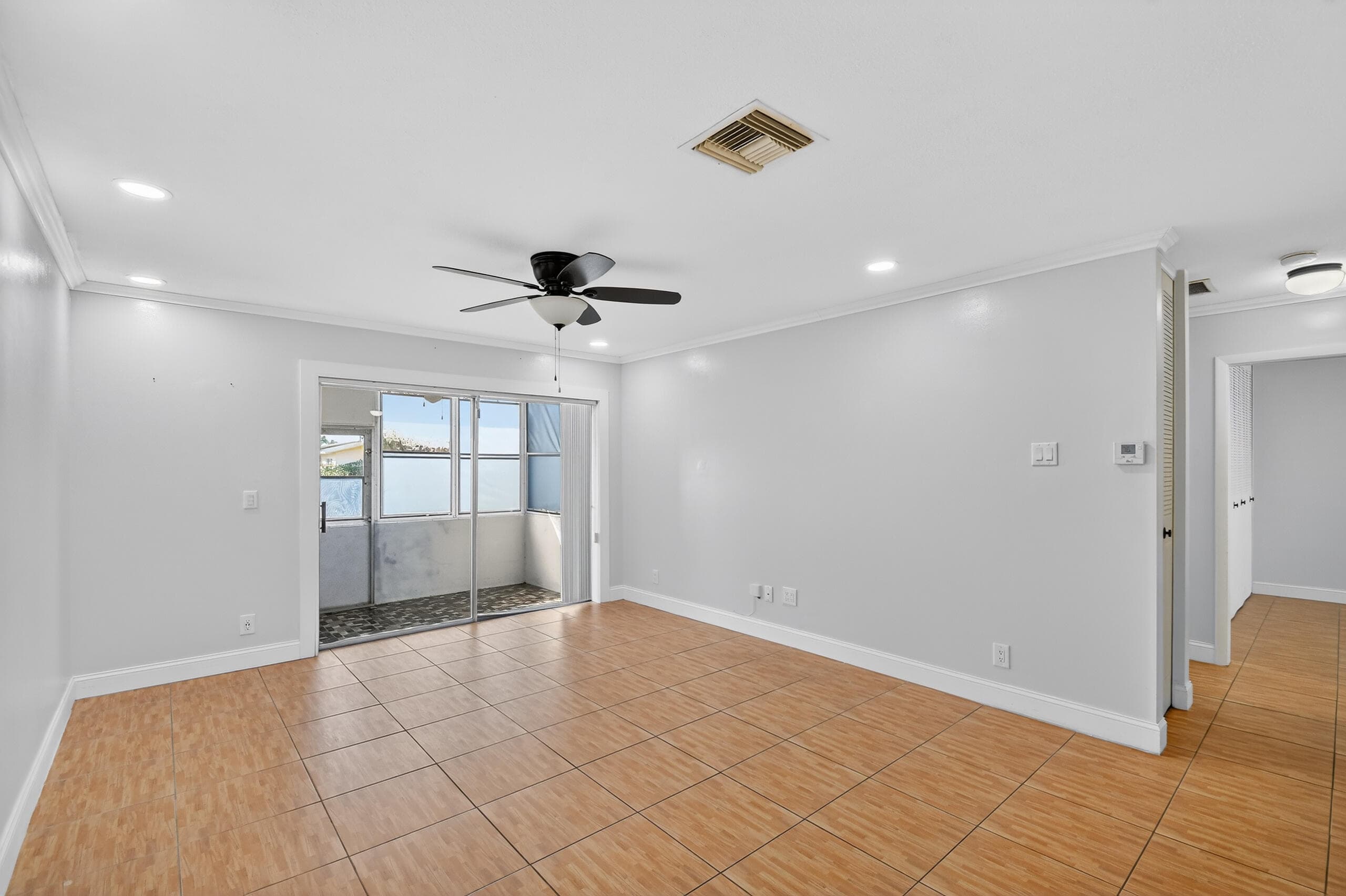 2667 Dudley Drive B, West Palm Beach, FL 33415 11