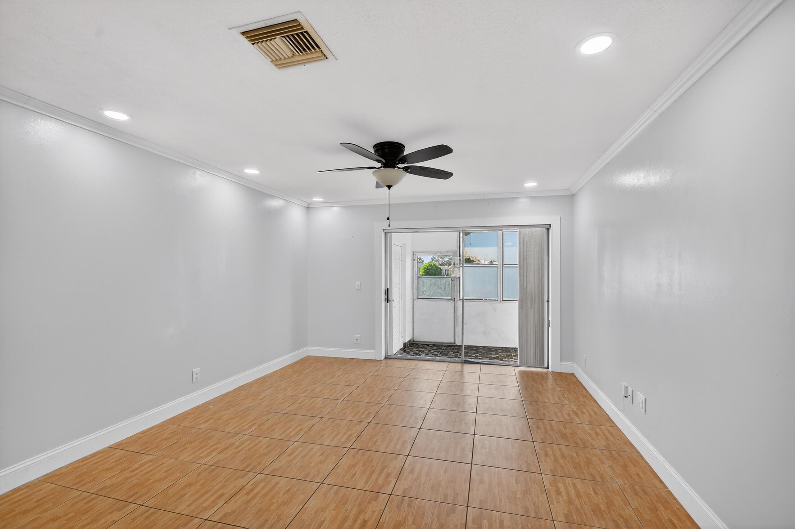 2667 Dudley Drive B, West Palm Beach, FL 33415 9