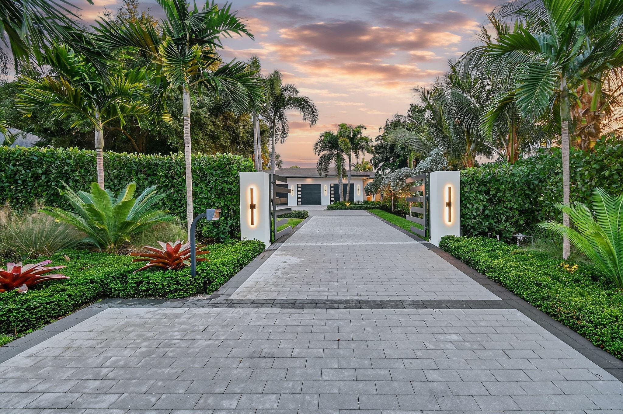 2085 Vitex Lane, North Palm Beach, FL 33408 2